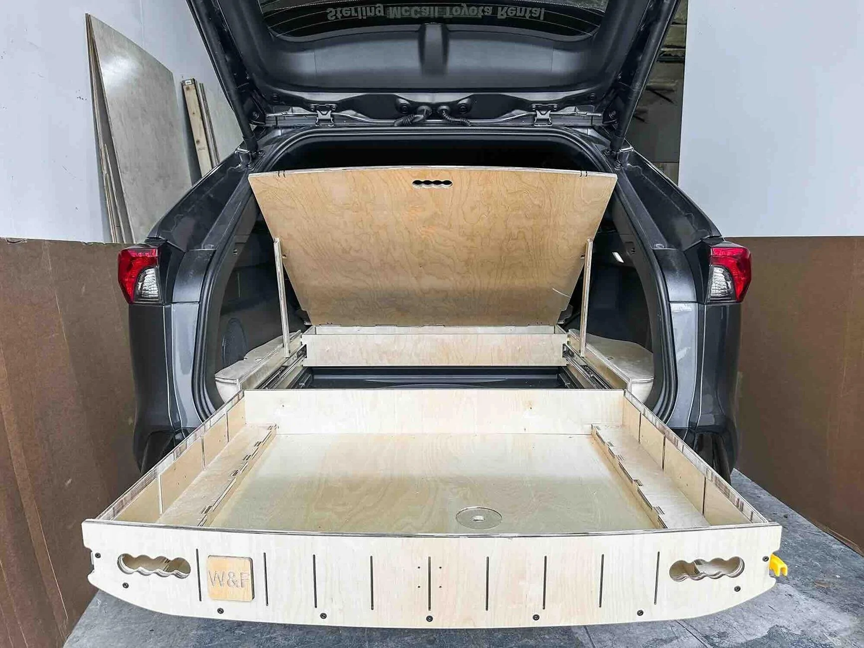 Rivian R1T R1S Looking for an R1S in Houston for fitting wheels and feels