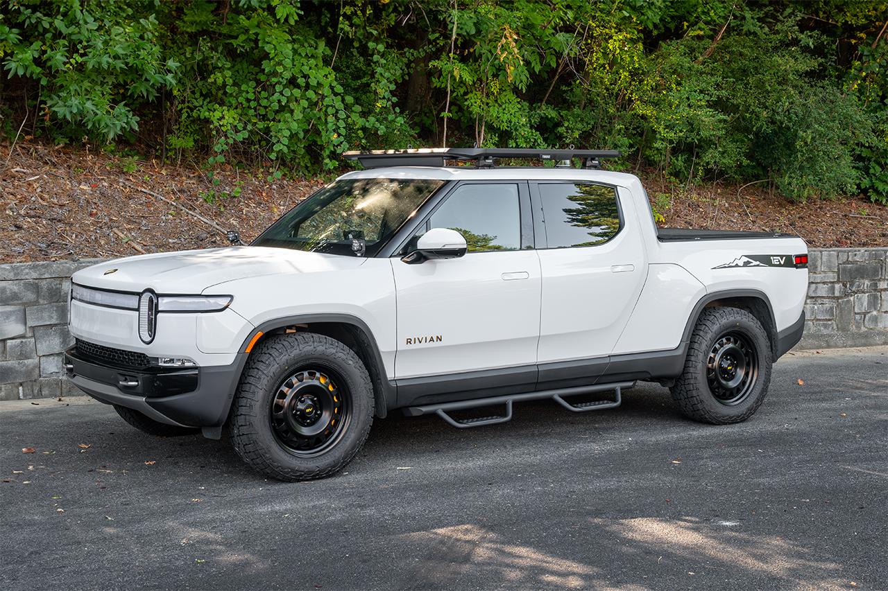 Rivian R1T R1S Introducing New Side Step Nerf Bars from EV Sportline!  - A third option from the original source for Running Boards Rivian-Bar-6