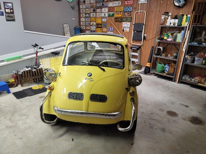 Rivian R1T R1S Isetta Throwback EV 20210304_185907