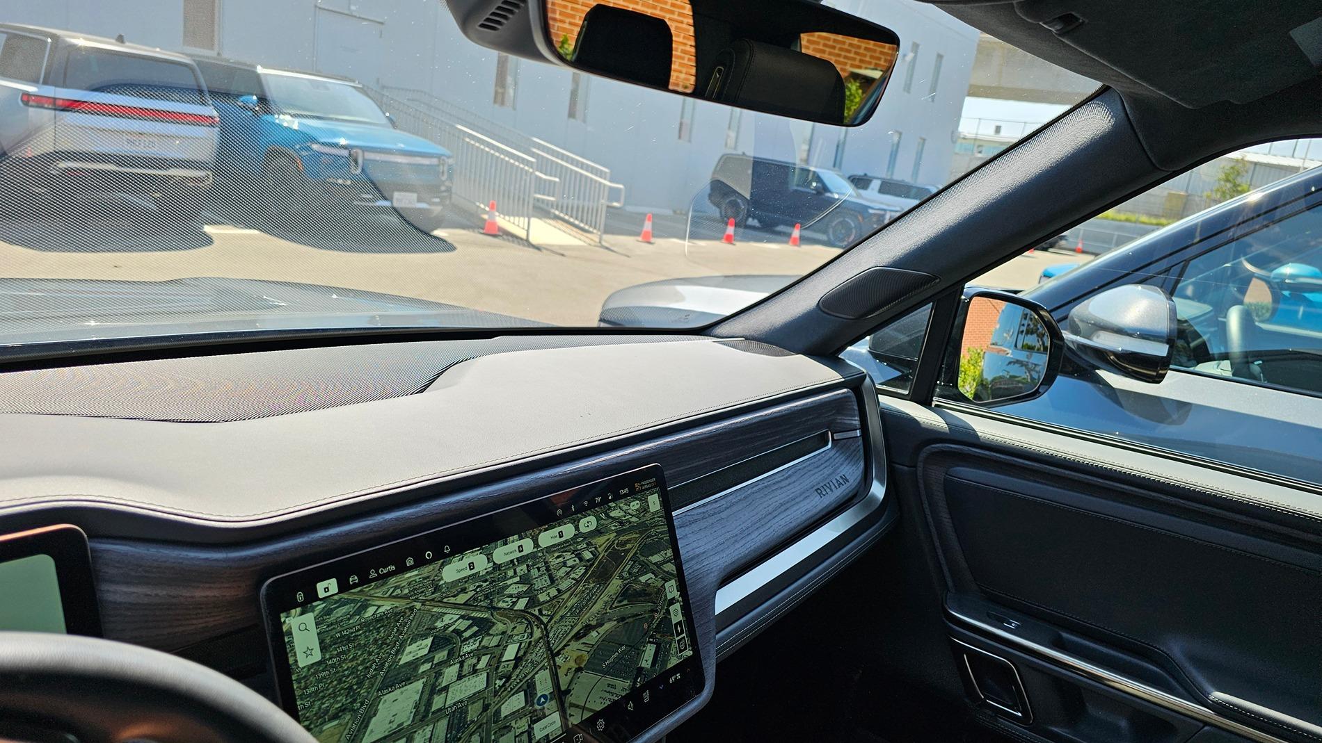 Rivian R1T R1S Power tonneau cover replacement dilemma ? 20240913_134544