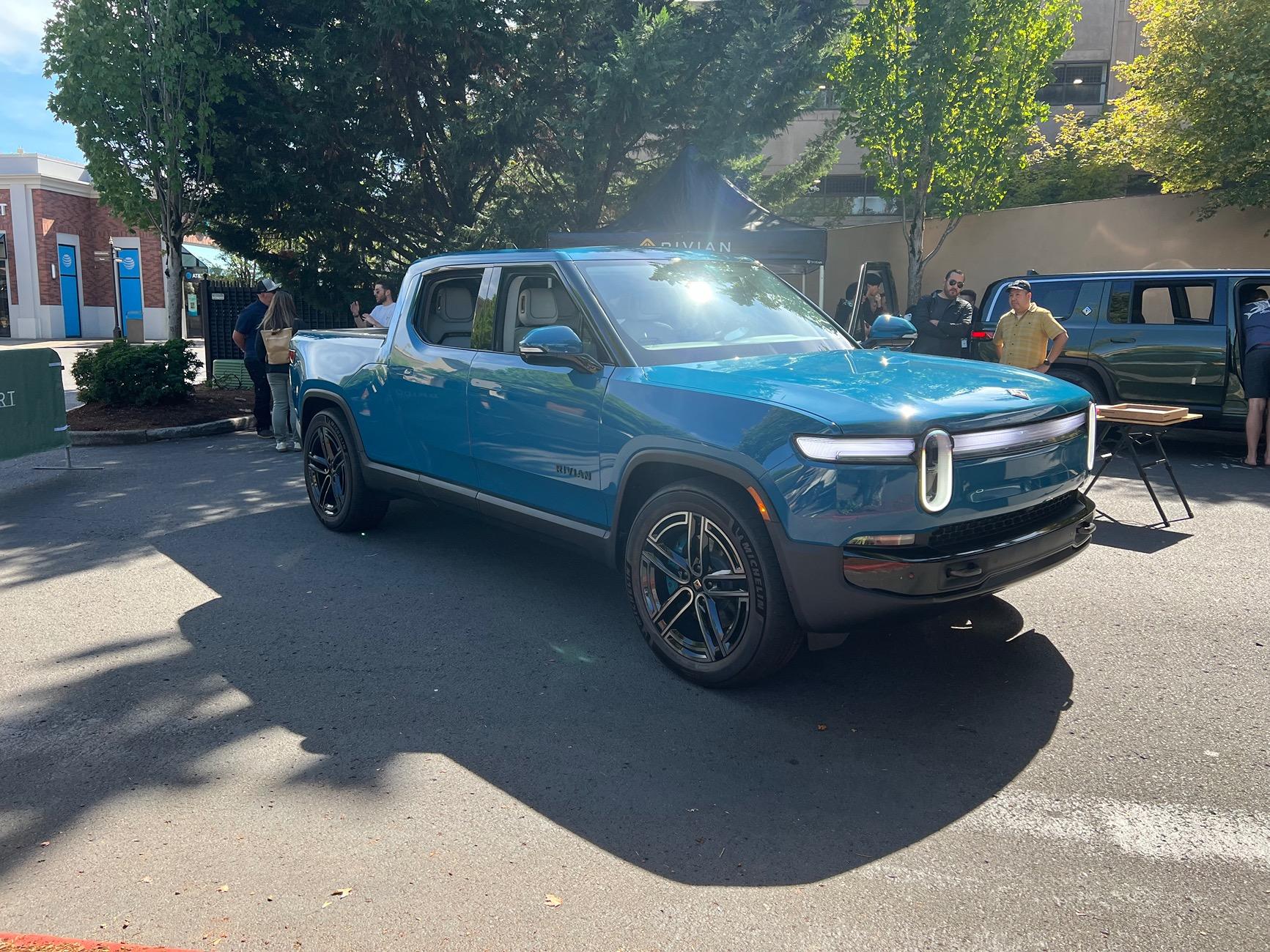 Rivian R1T R1S R2 & R3 Photos @ Portland Event IMG_2160