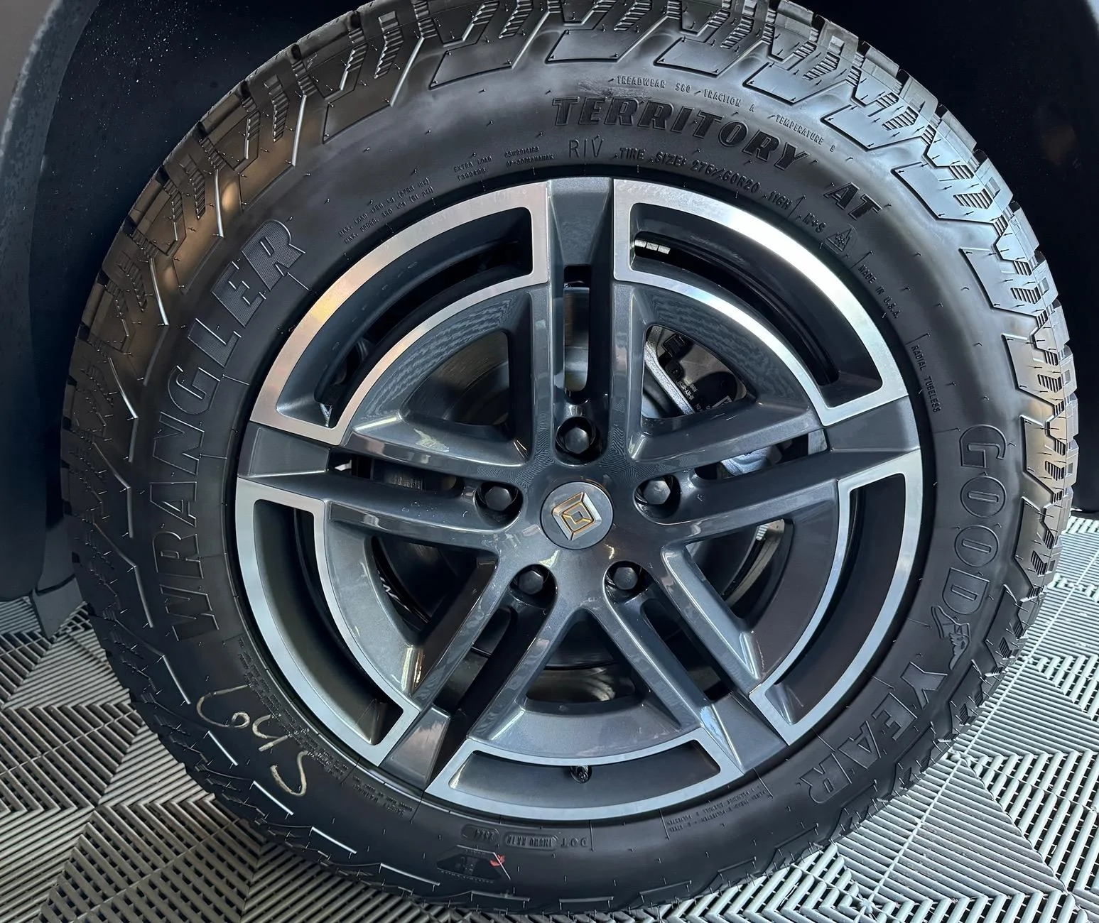 Rivian R1T R1S Unique Gen 2 configurations in shop Screenshot 2024-09-16 at 9.51.21 AM