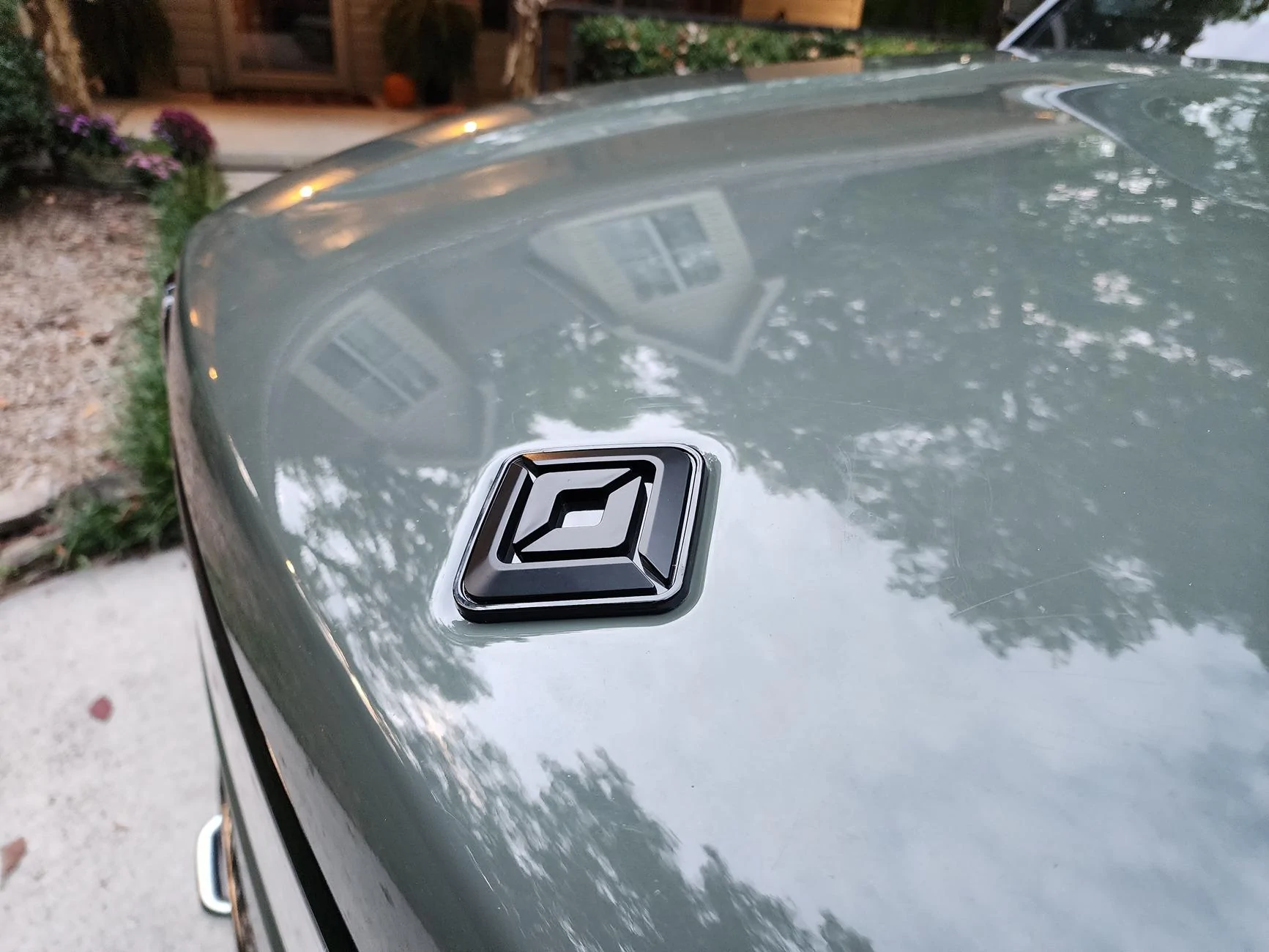 Rivian R1T R1S Chrome or Blackout Emblems - from which vendor would you recommend? 20240915_192715