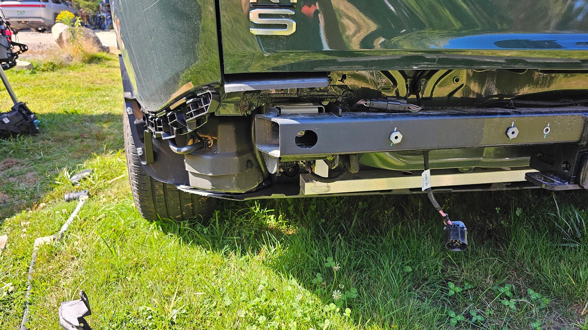 Rivian R1T R1S My R1S got hurt! ? Your thoughts / advice? 20240916_135508