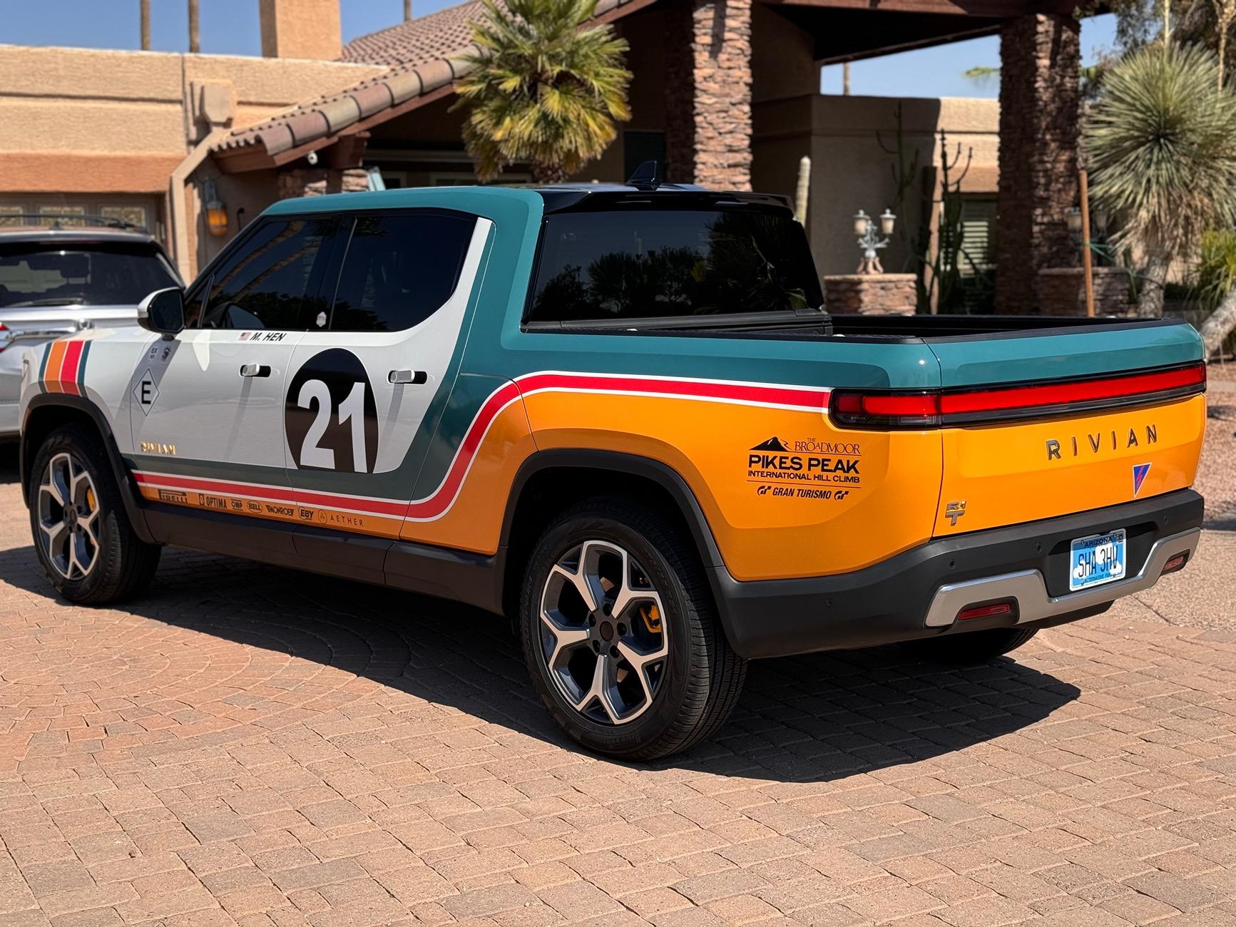Rivian R1T R1S 2022 Custom Wrapped R1T R.A.D Edition $57,000 IMG_1534
