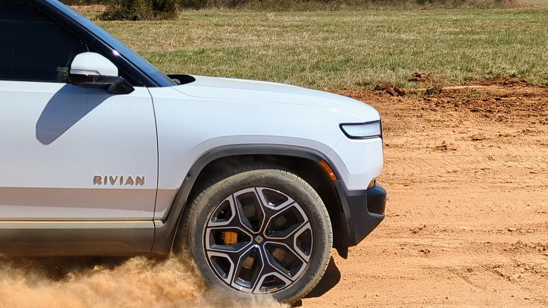 Rivian R1T R1S My 2 Year R1S Year Ownership Review pxl_20230402_165902274-jpg