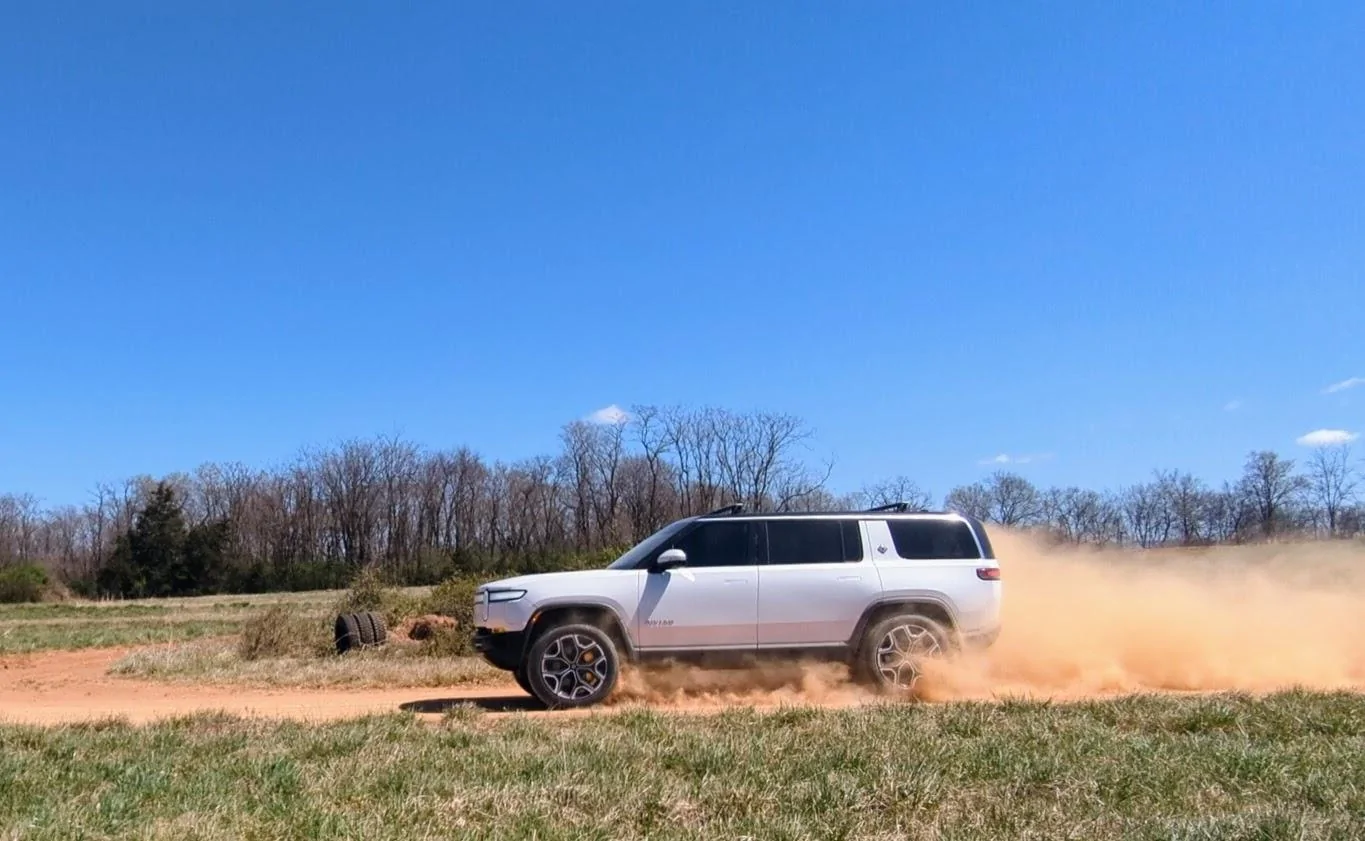 Rivian R1T R1S My 2 Year R1S Year Ownership Review pxl_20230402_165428428-jpg