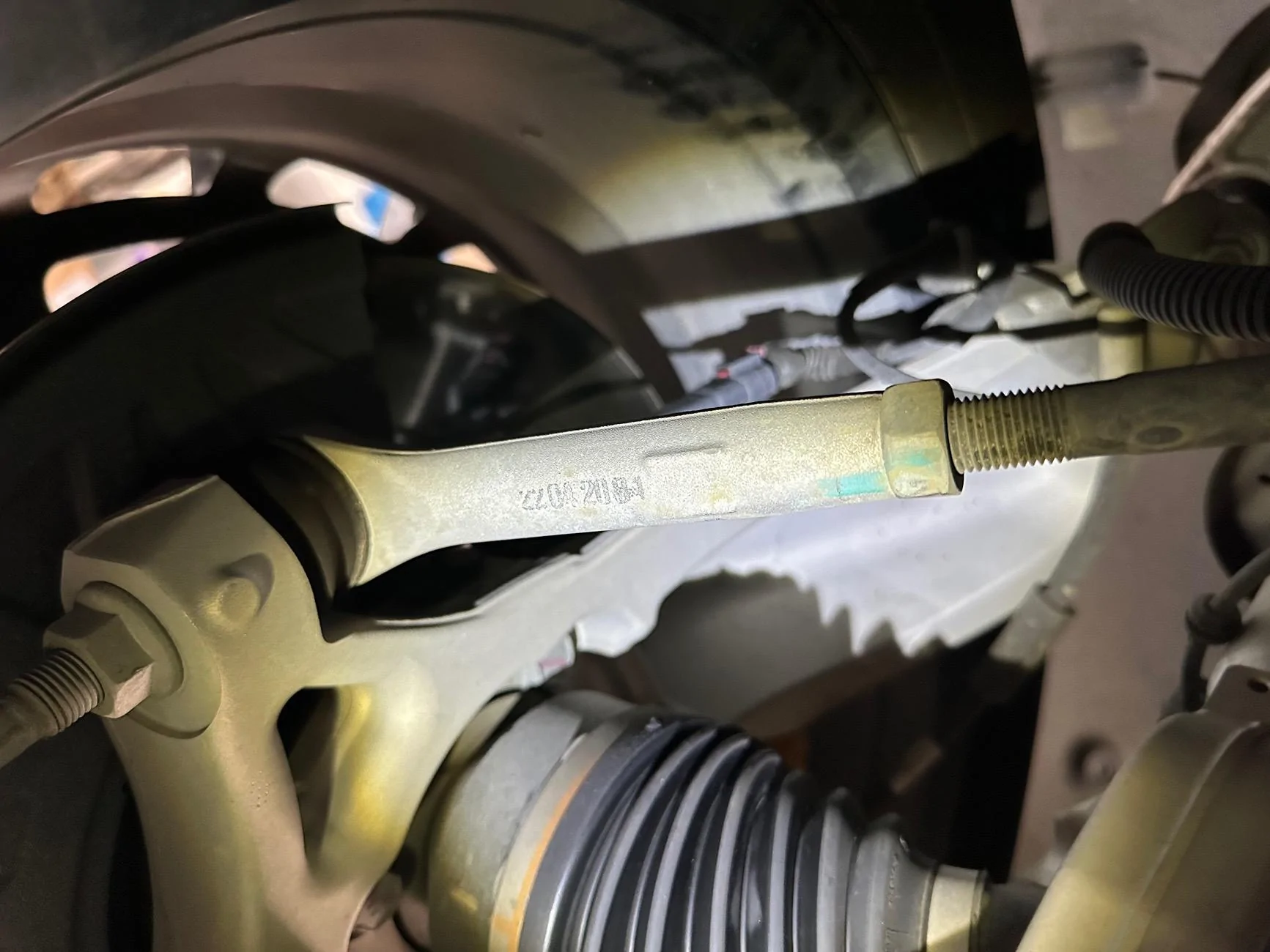 Rivian R1T R1S First problem with my R1S, and it's a big one. Bolt backed out IMG_4097