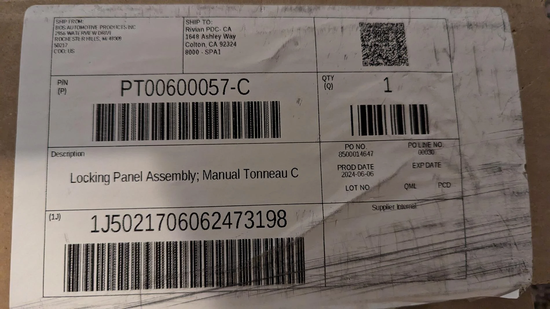 Rivian R1T R1S FS: Manual Tonneau Cover NEW PXL_20240925_021203471