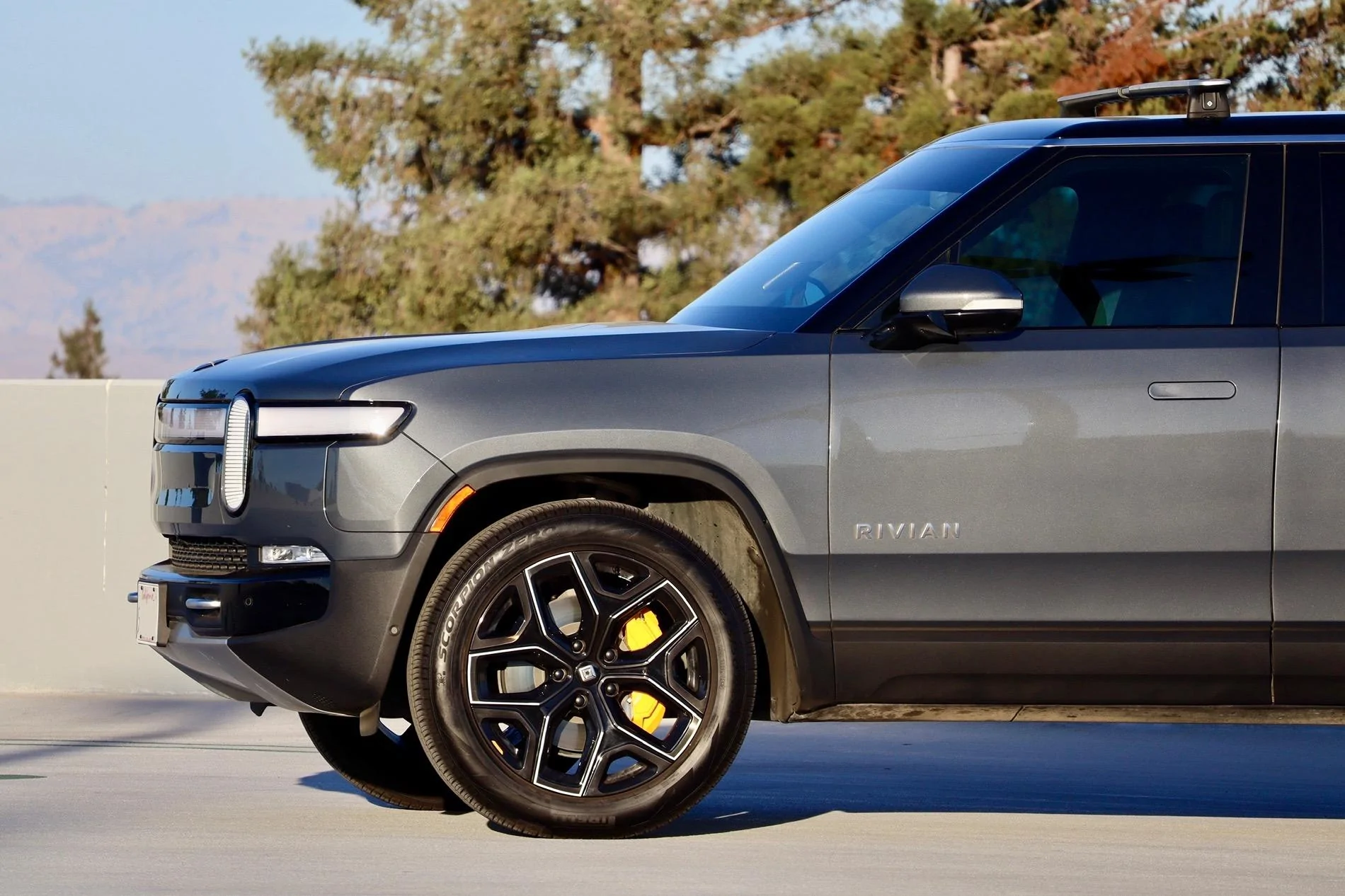 Rivian R1T R1S 22" Dark Sport Wheels with DIY Silver Pin Stripes IMG_0468