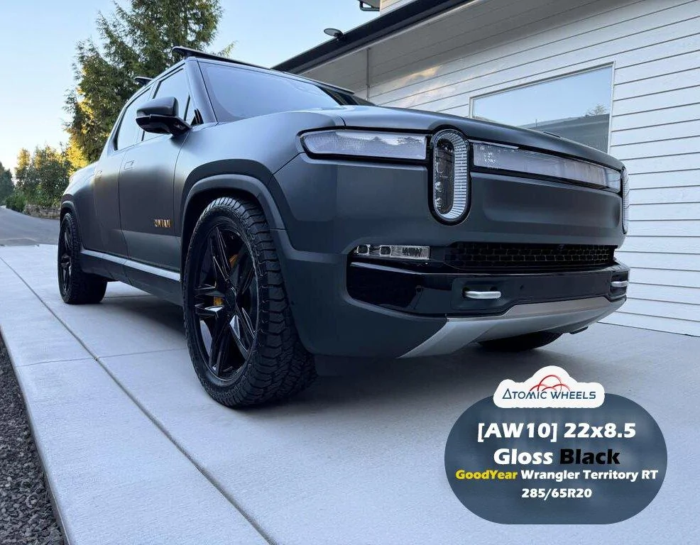 AW1022_Rivian_GlossBlack_Stamp_Site (9).webp