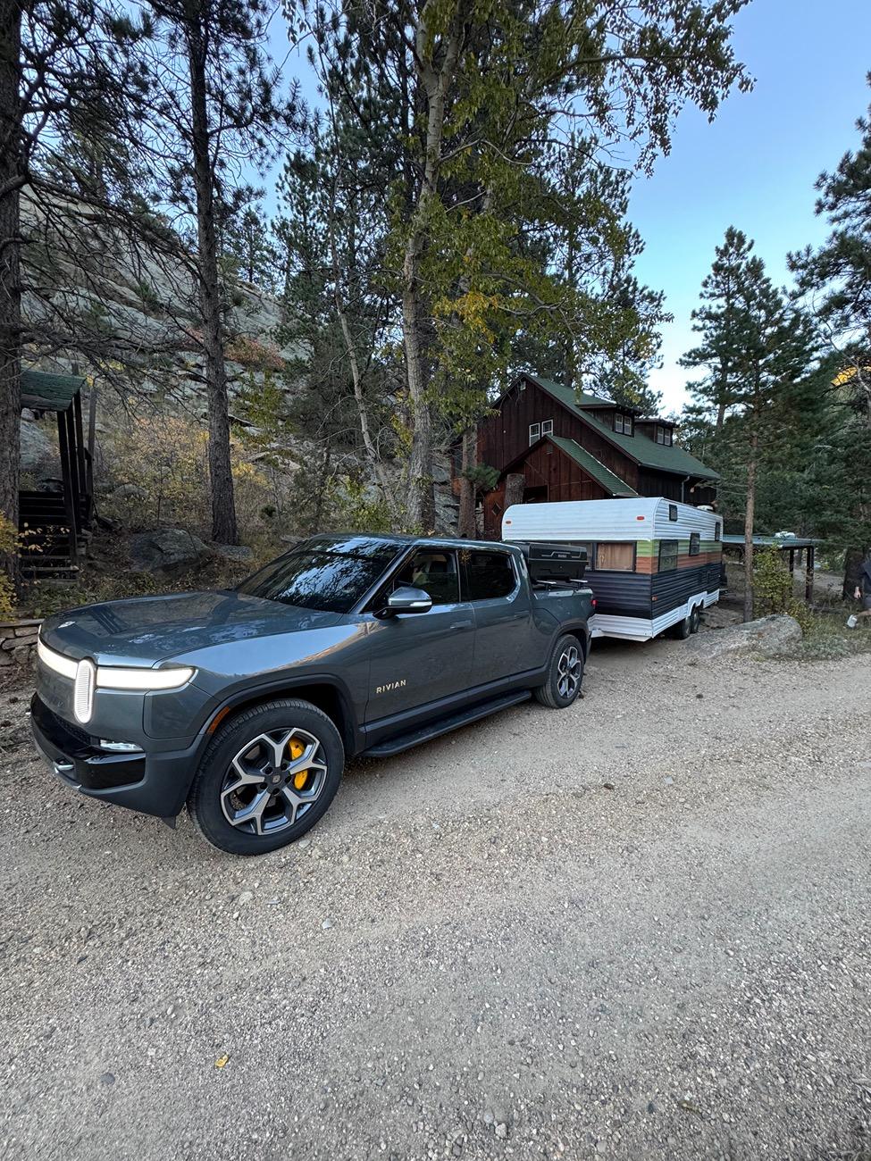 Rivian R1T R1S Fall Camping IMG_2579