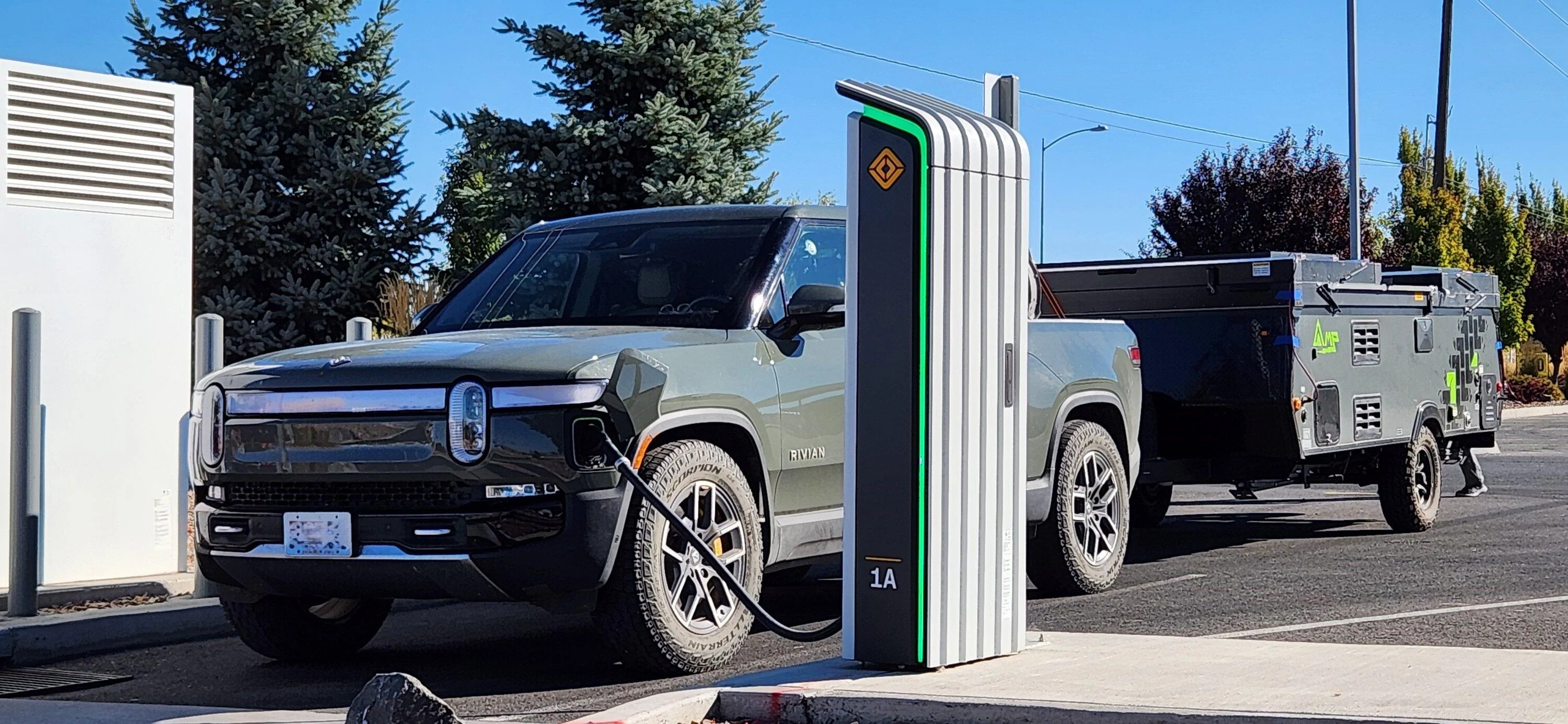 Rivian R1T R1S Newberry Volcano Oregon Trip Towing "All-Electric" Aliner AMP 20240927_100628B