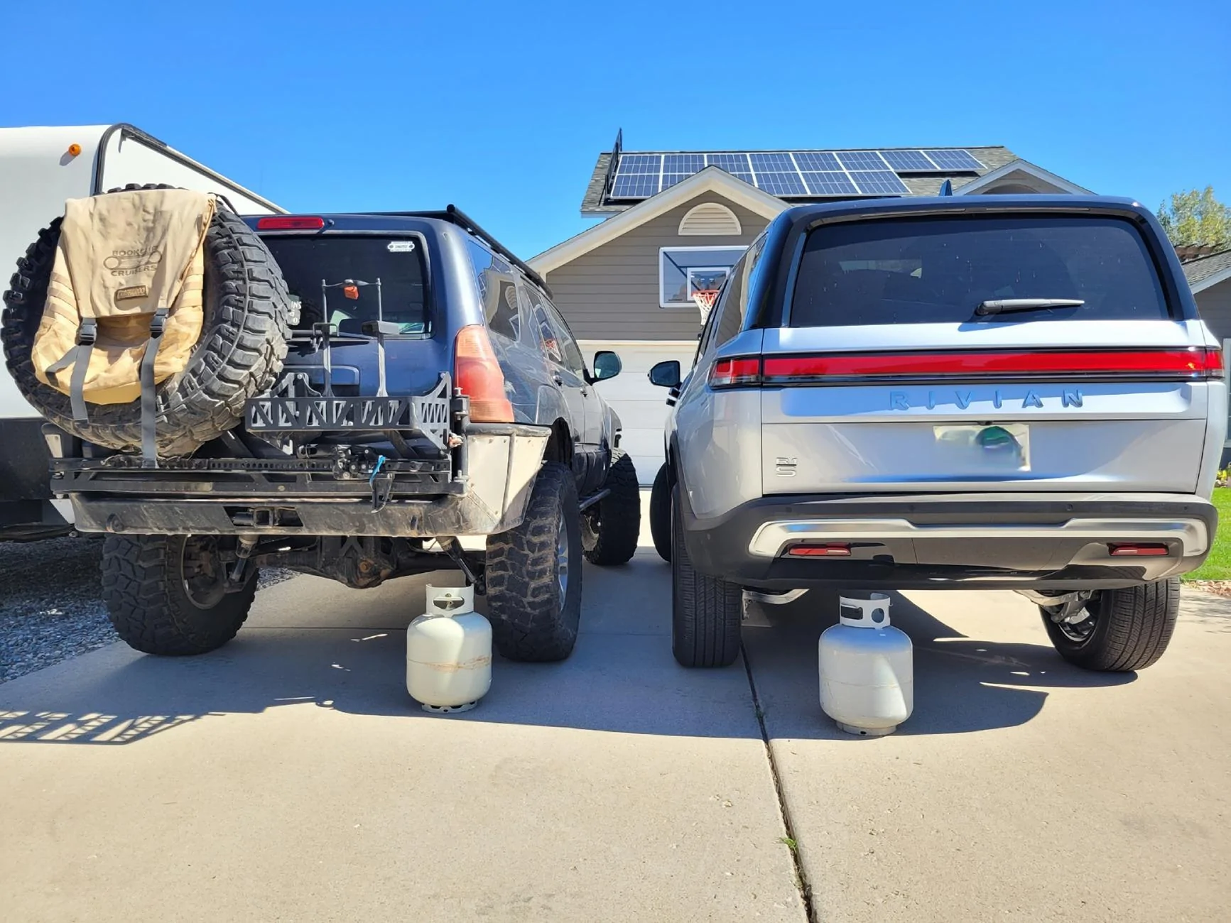 Rivian R1T R1S Took delivery of our 2025 Dual Max R1S 20240930_133946