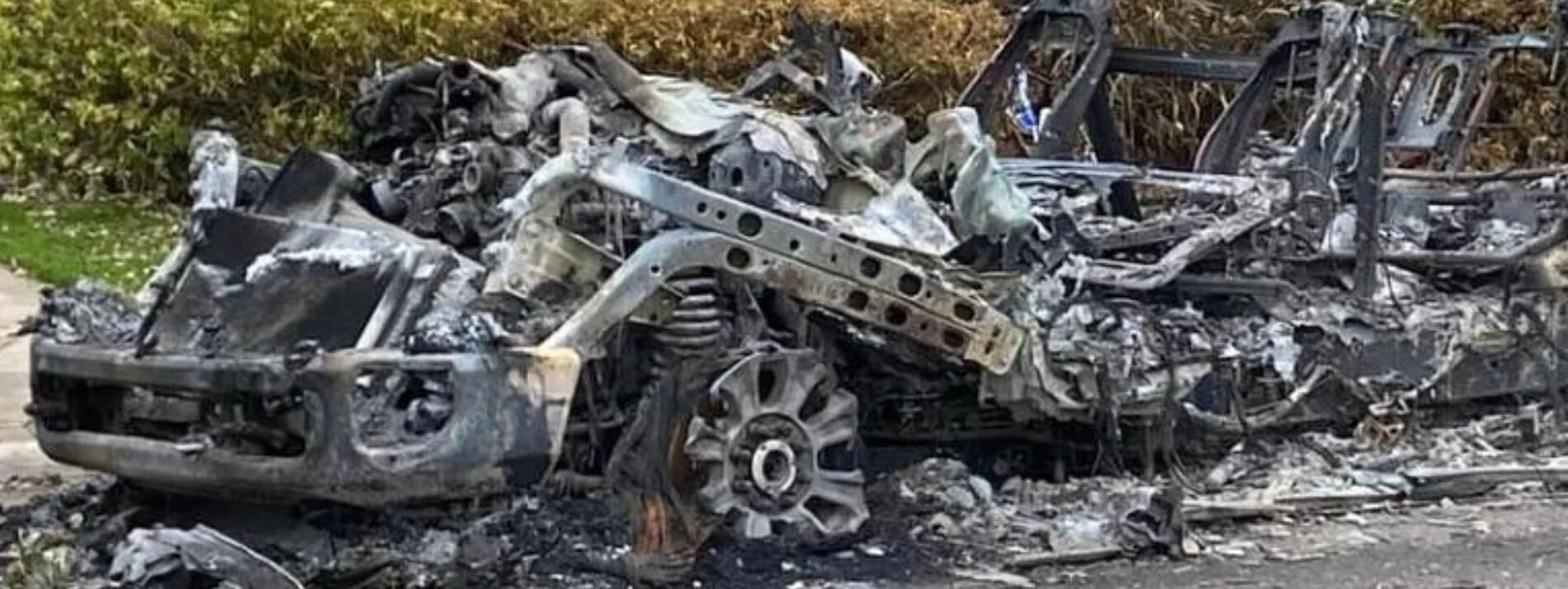 Rivian R1T R1S Saltwater submerged EV (Tesla) fires. 1727752313666-