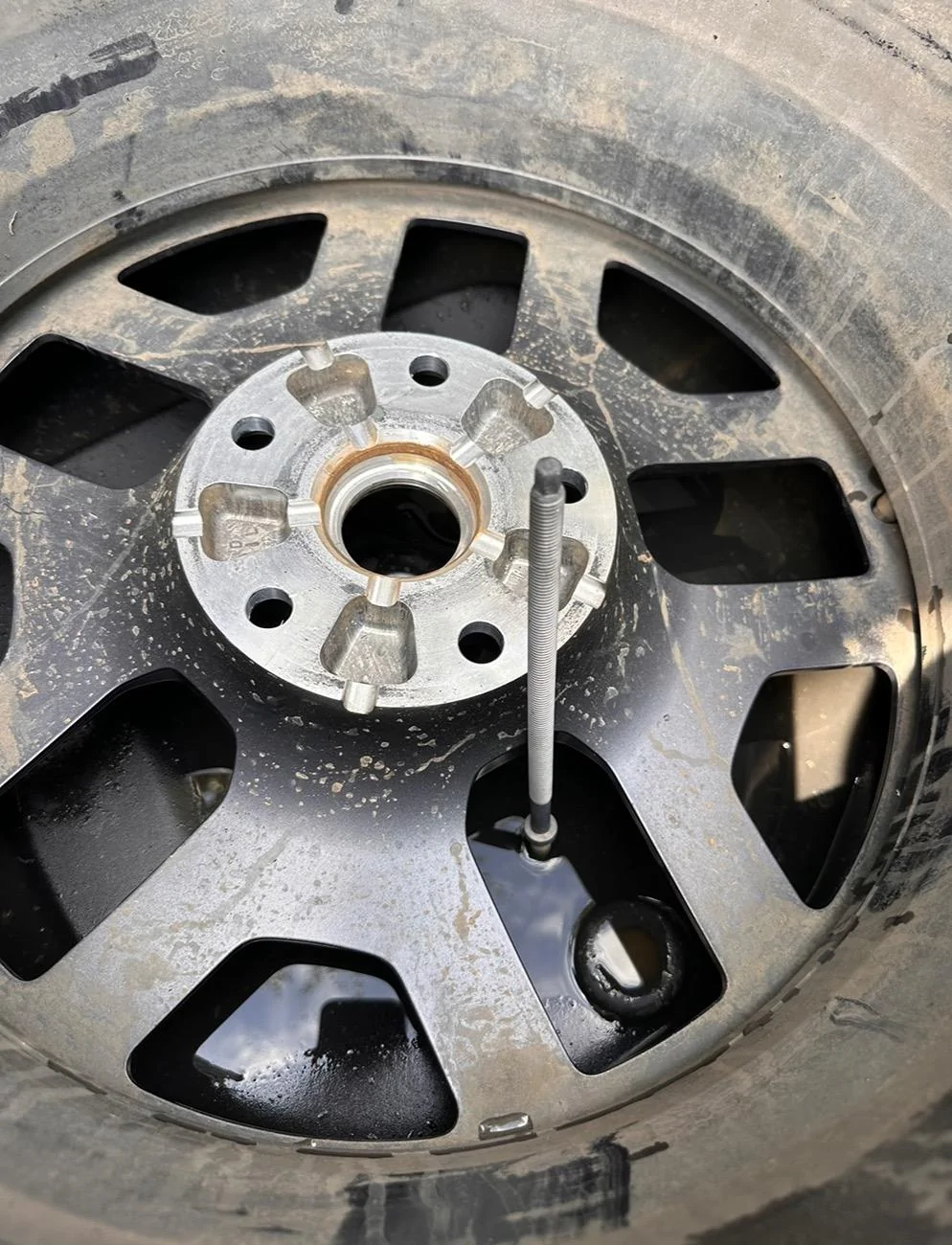 Rivian R1T R1S !Dry out your R1T spare tire bay! Or expect RUST & Petri dish effects! IMG_7641