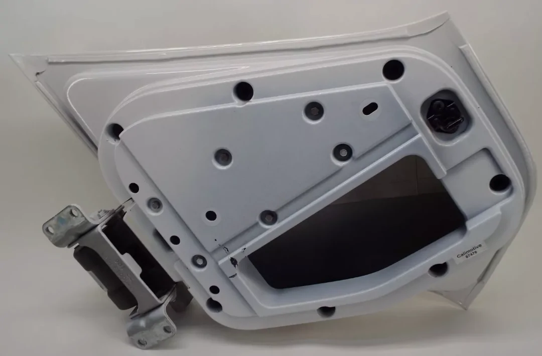 Rivian R1T R1S R1T wish list for truck purposes. geartunneldoor
