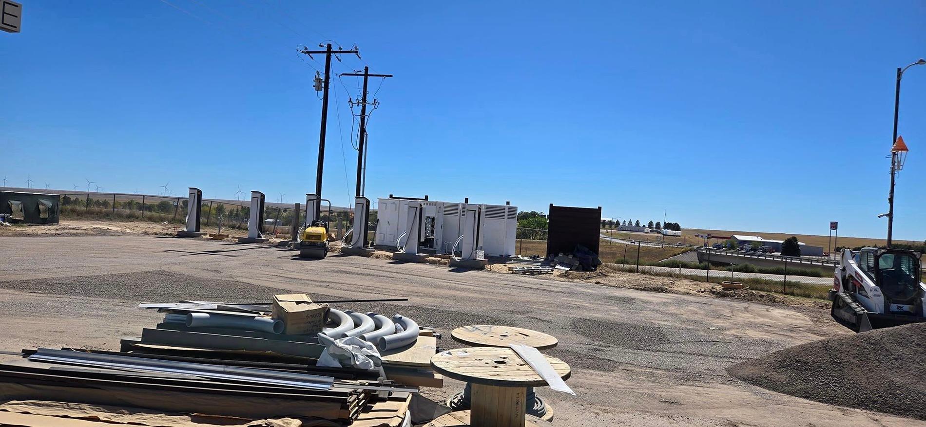 Rivian R1T R1S RAN Rivian Charging Stations Locations Map via Google Maps 461438087_8511654935536836_4983053780694925826_n