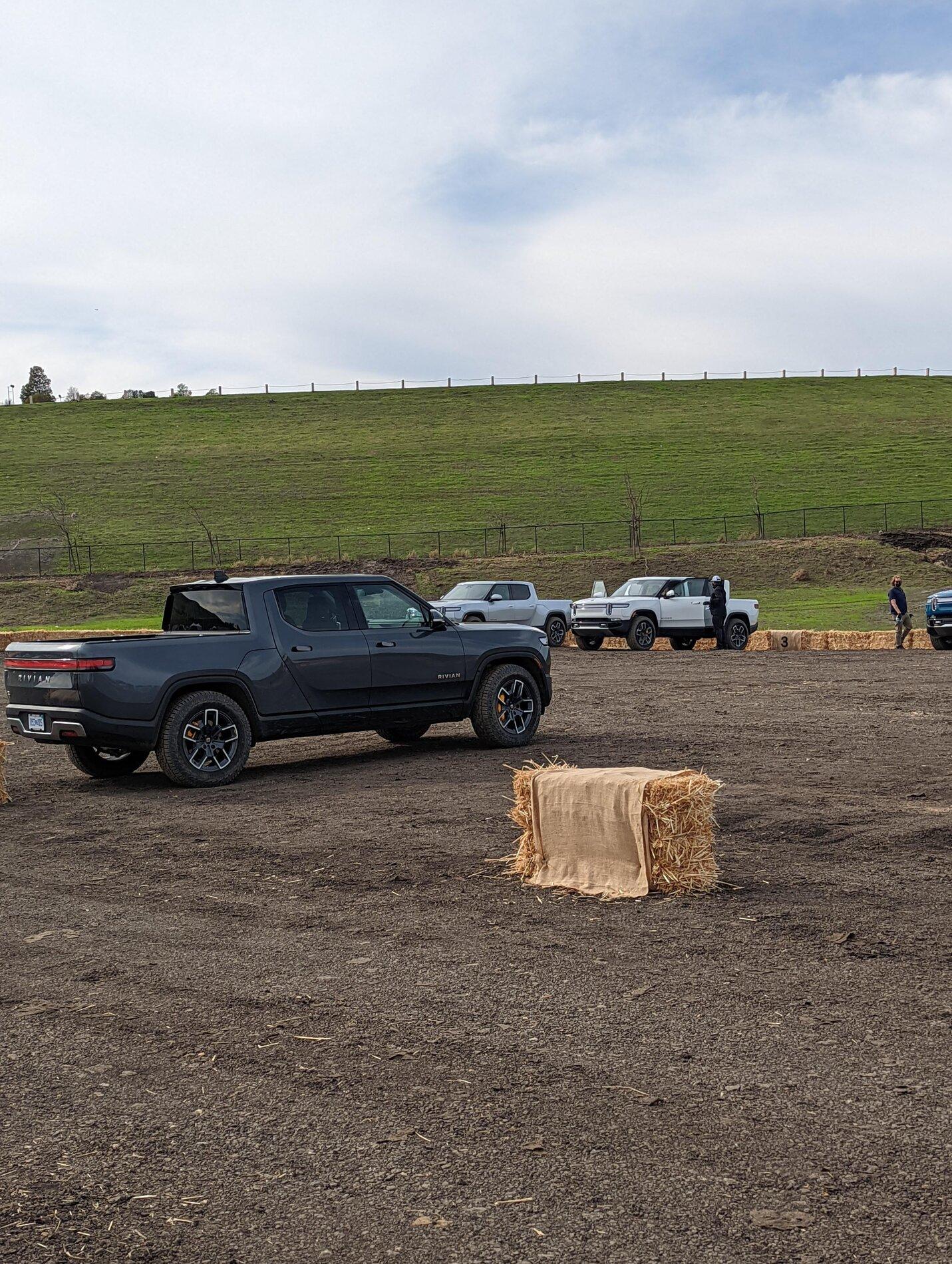 Rivian R1T R1S Official Thread for Sonoma Event Posts kv04x0t6axx71