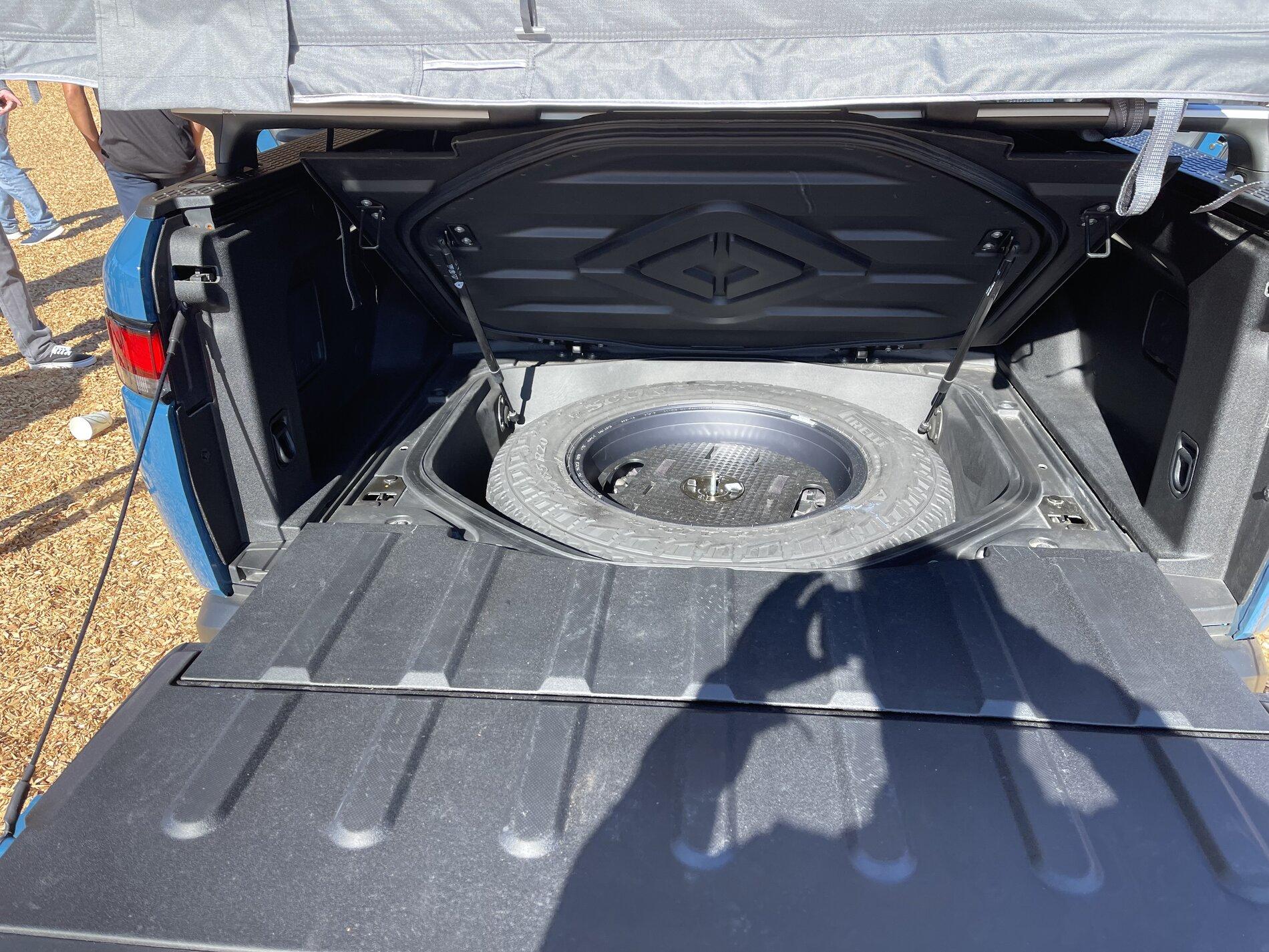 Rivian R1T R1S Official Thread for Sonoma Event Posts 48635037-1C5B-4074-88F9-04CDE6EC26EC