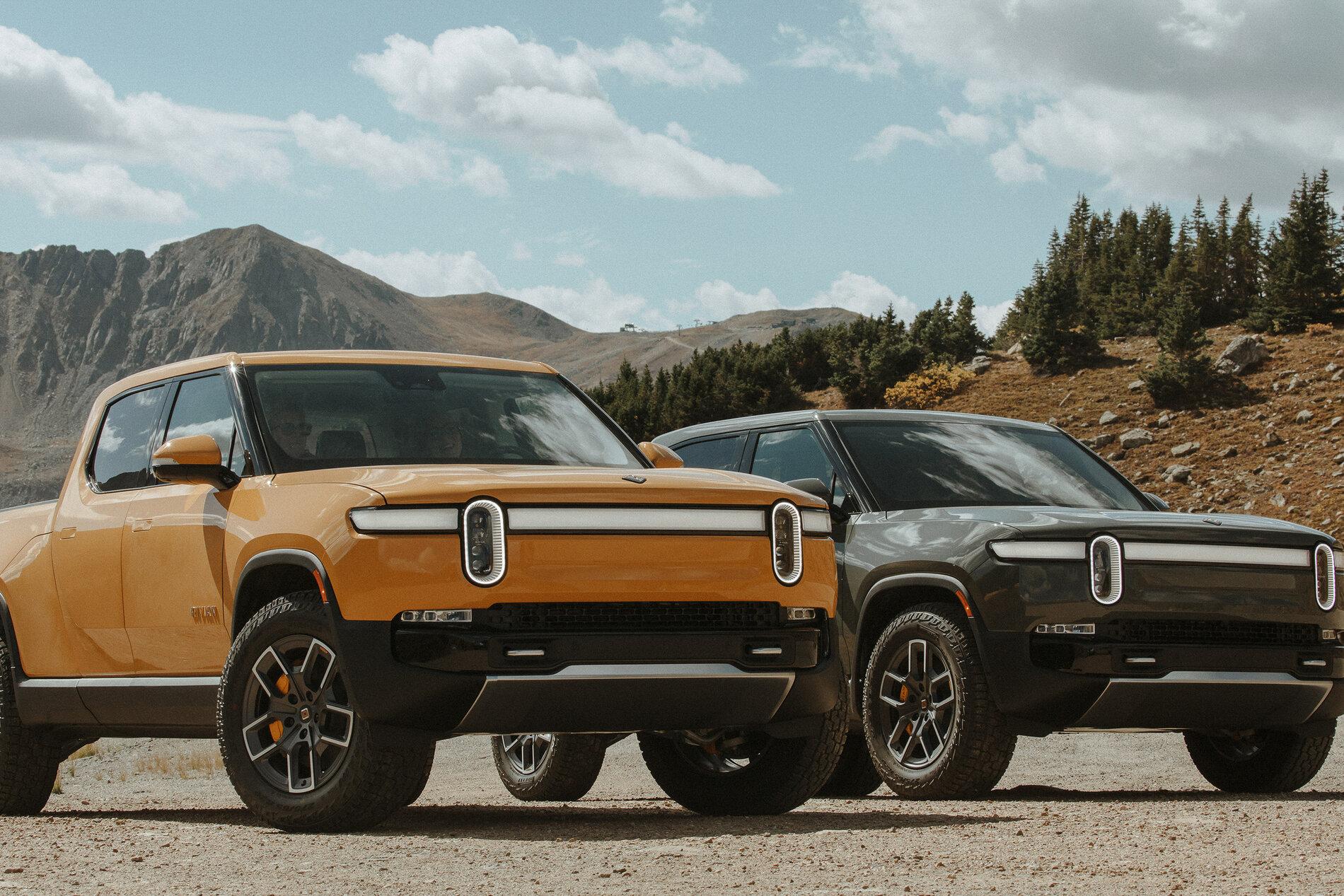 Rivian R1T R1S New Rivian.com Website Launched + Gear Shop! 2022-Rivian-R1T-19