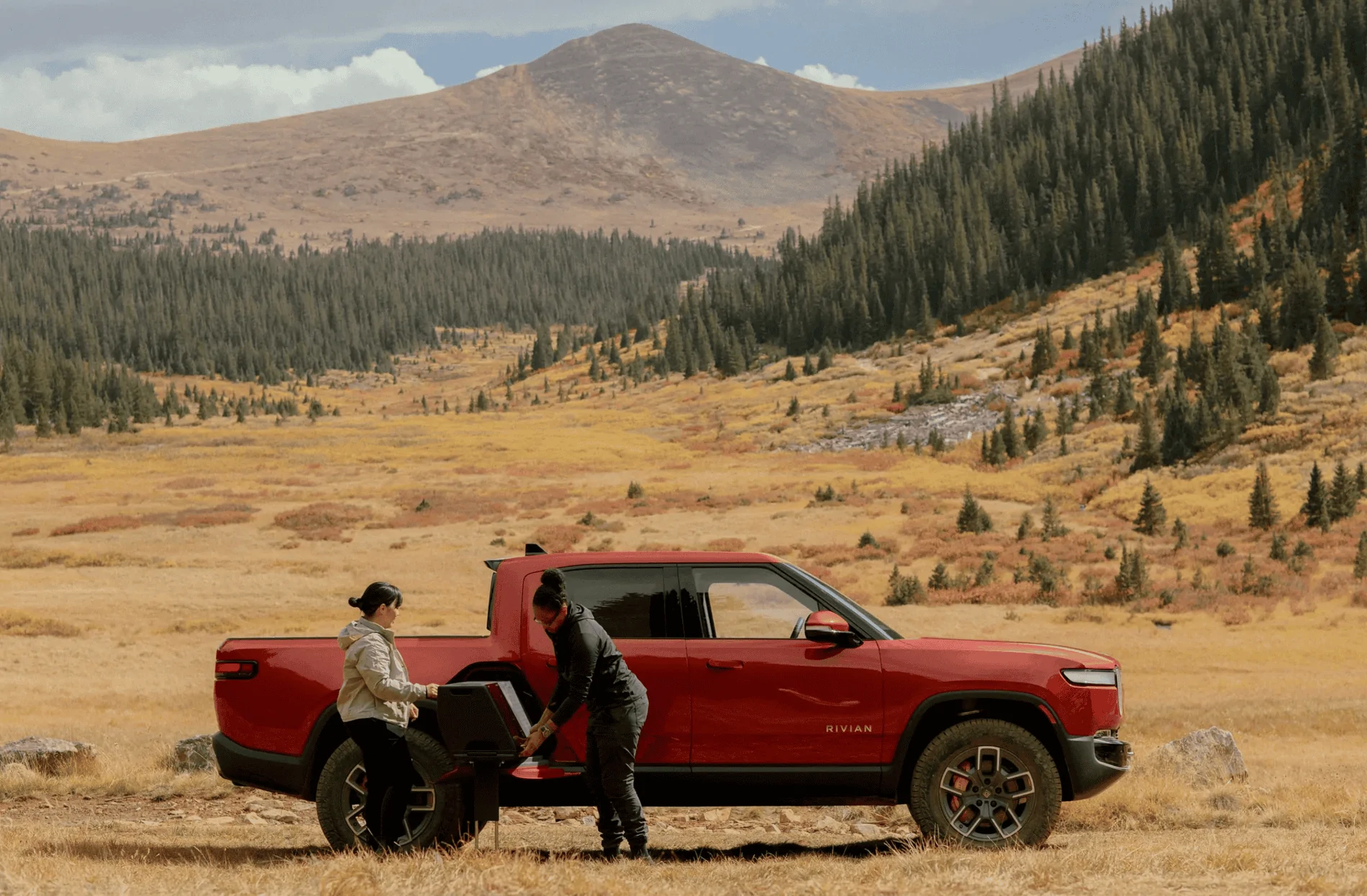 Rivian R1T R1S RED CANYON Rivian Photos 1636484432512
