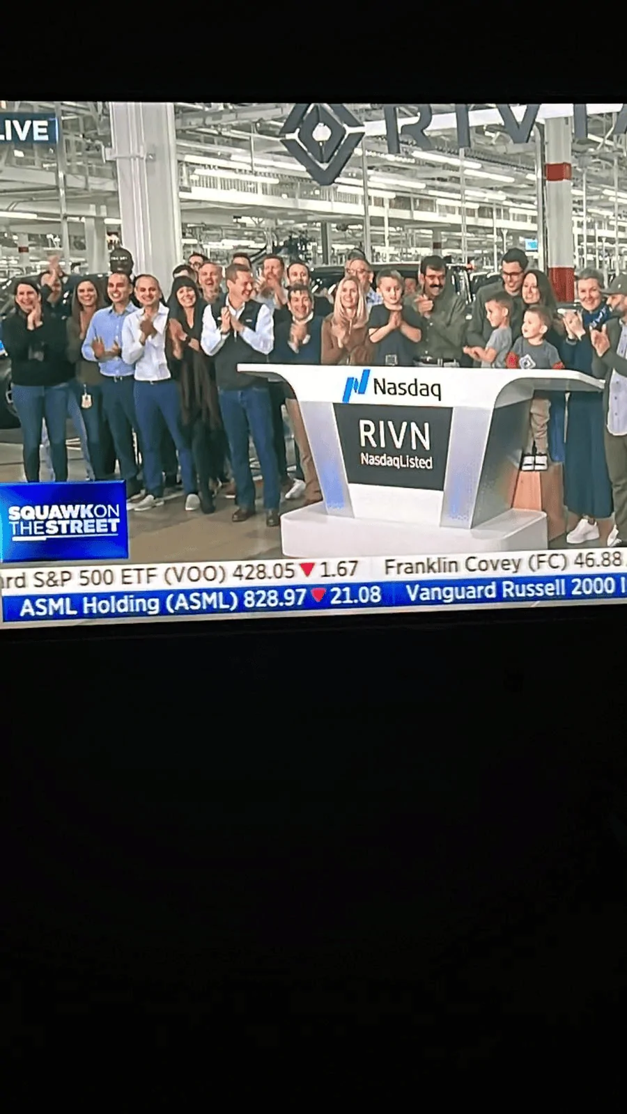 Rivian R1T R1S Official: Rivian IPO priced at $78 per share (@ $77 billion valuation)! 1636555353995