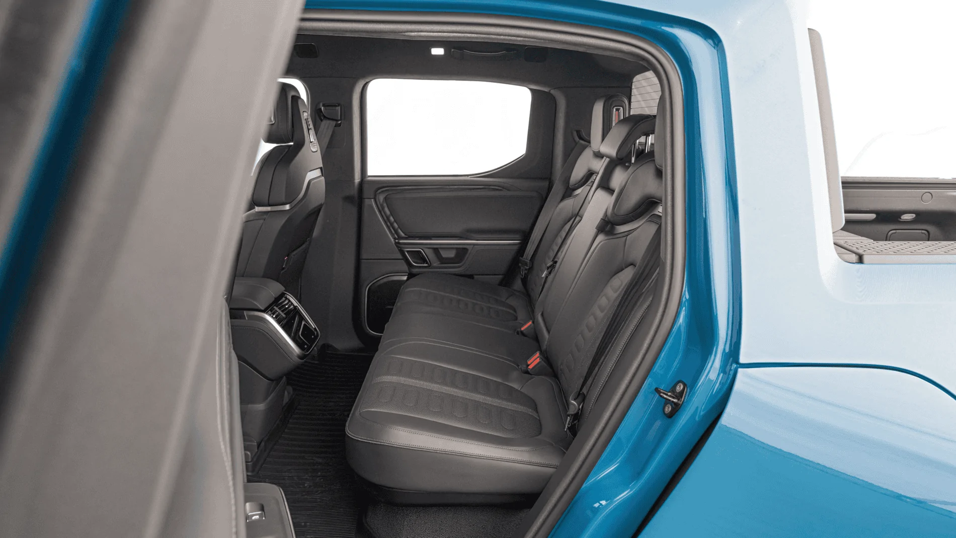 Rivian R1T R1S BLACK MOUNTAIN Rivian Interior Photos BLACK MOUNTAIN Rivian Interior Photos 3