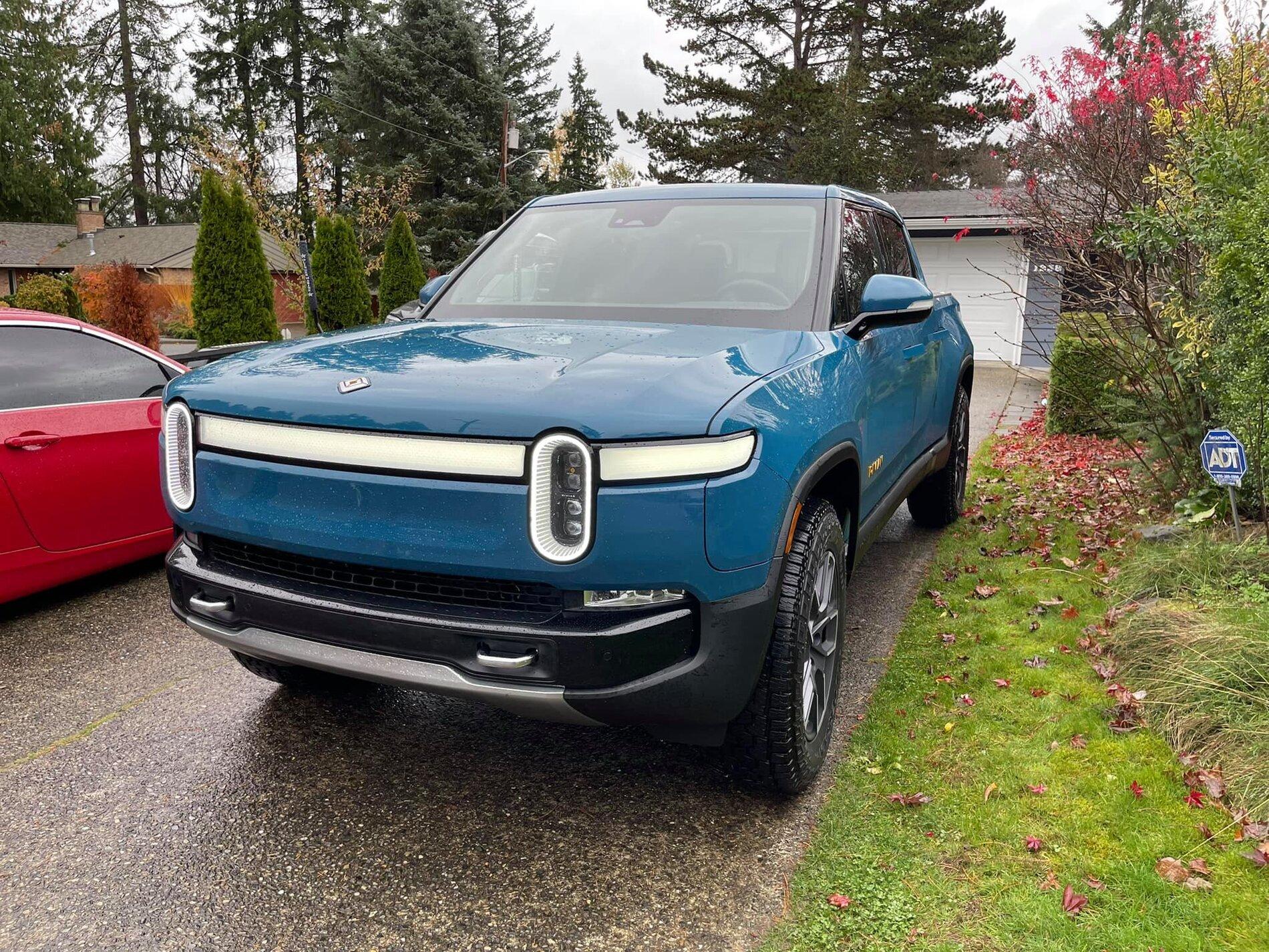 Rivian R1T R1S RIVIAN BLUE Rivian Photos 254693289_10112132026054438_1071932724758843958_n