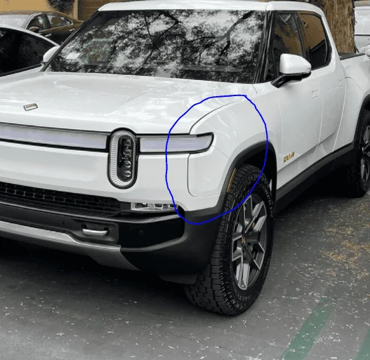 Rivian R1T R1S GLACIER WHITE R1T  Photos 1636905482083