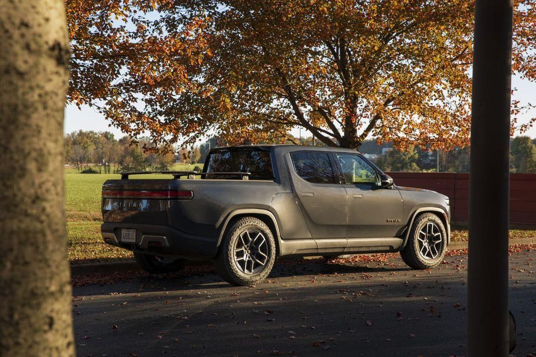 Rivian R1T R1S El CAP GRANITE Rivian Photos 247910787_120749660395766_7728593403001172575_n