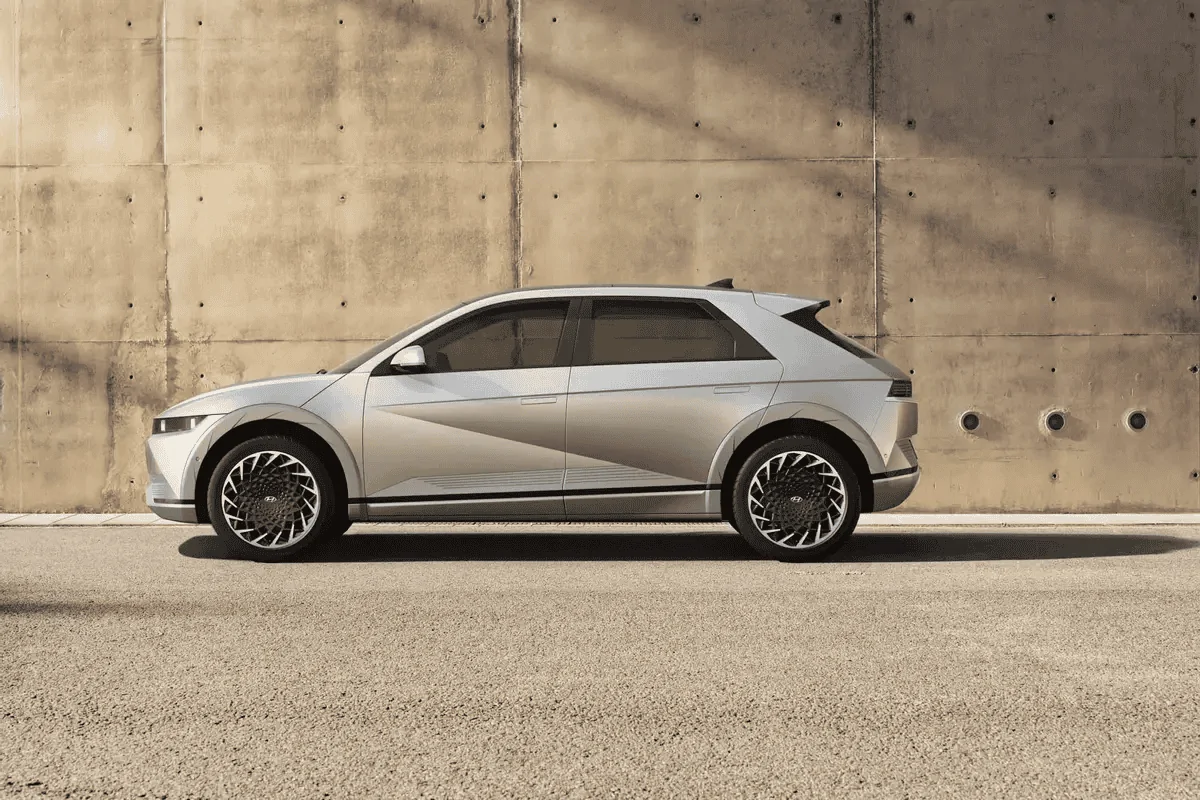 Rivian R1T R1S KIA EV9 Concept Reveal 1637190348478