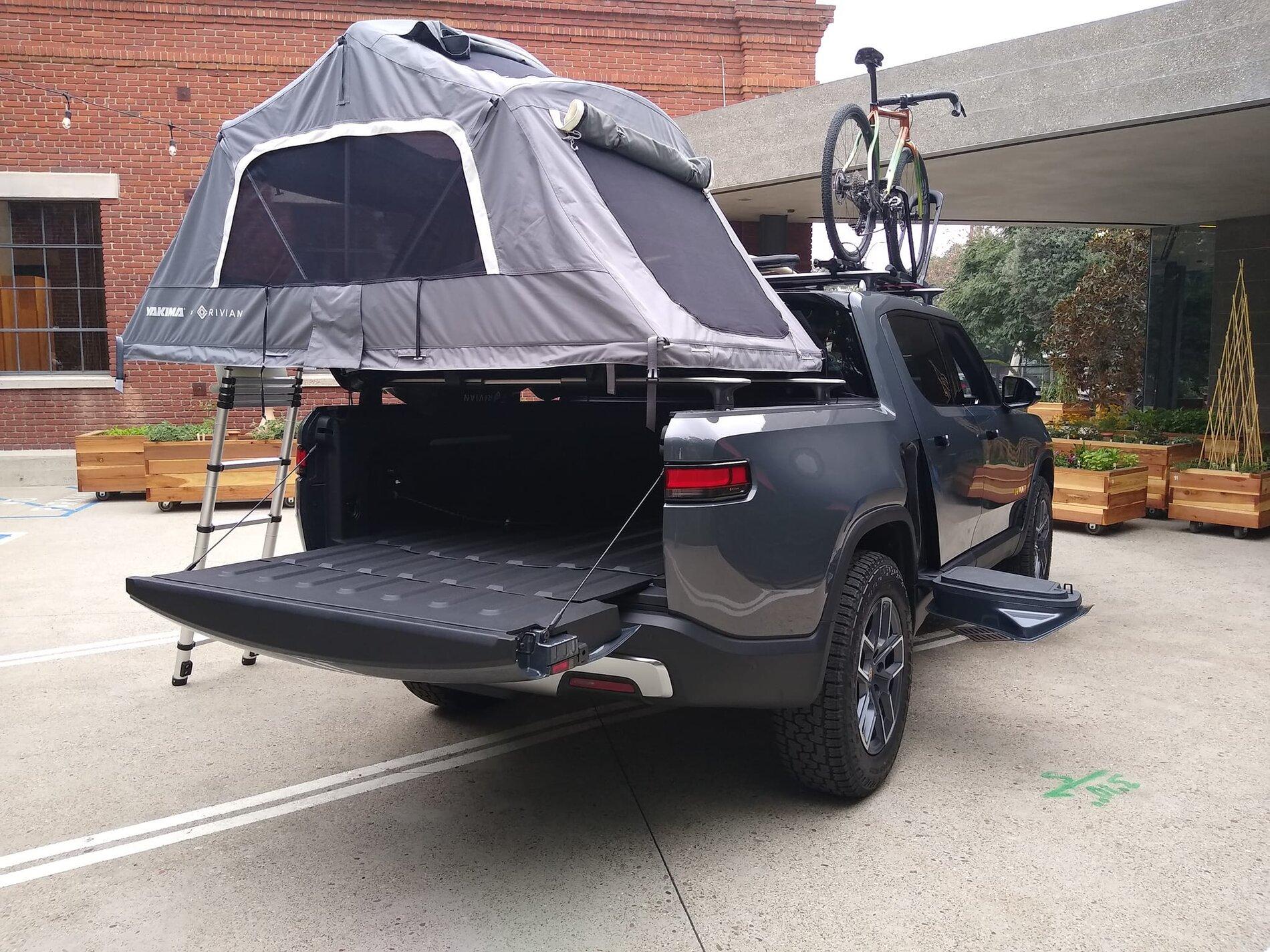 Rivian R1T R1S El CAP GRANITE Rivian Photos 258765752_3997859336982290_3718593509463296344_n