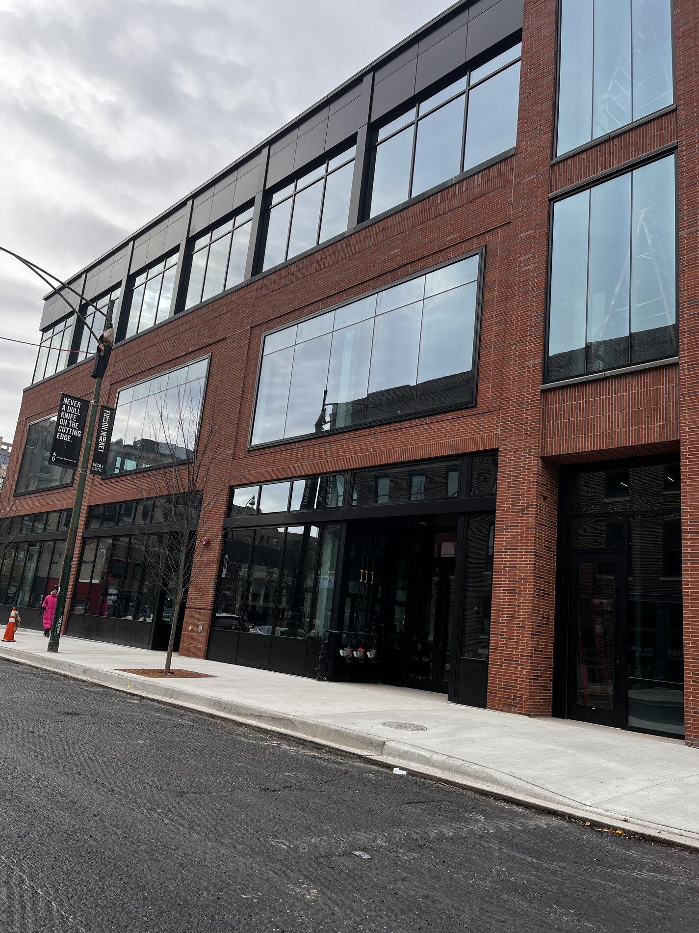 Rivian R1T R1S Chicago Rivian Sales Location Under Construction 08BBAAAC-586B-4B13-8BE4-D72D0D9A880F