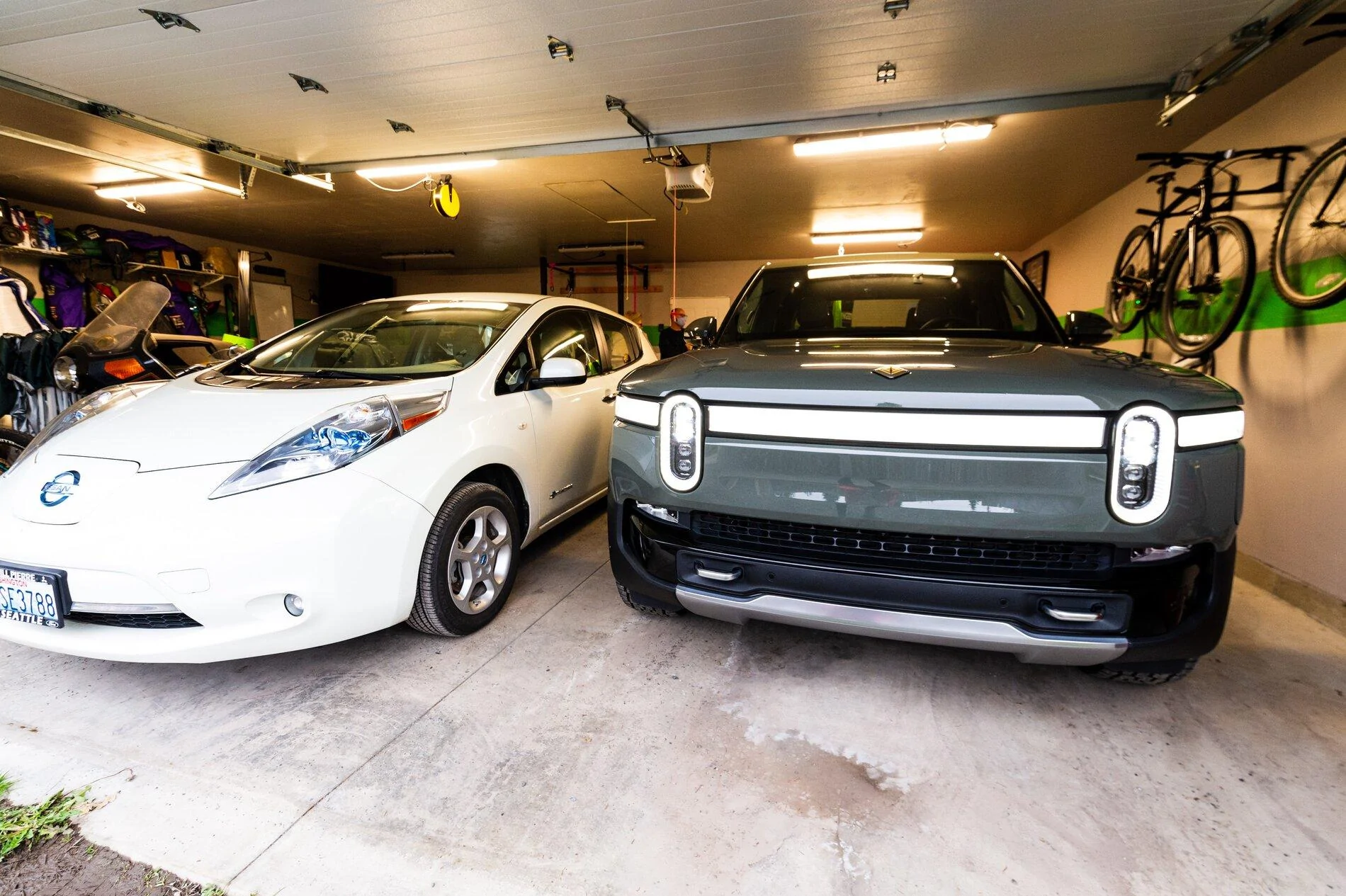 Rivian R1T R1S Real Rivian Photos & Videos R1T_Test_Drive-005