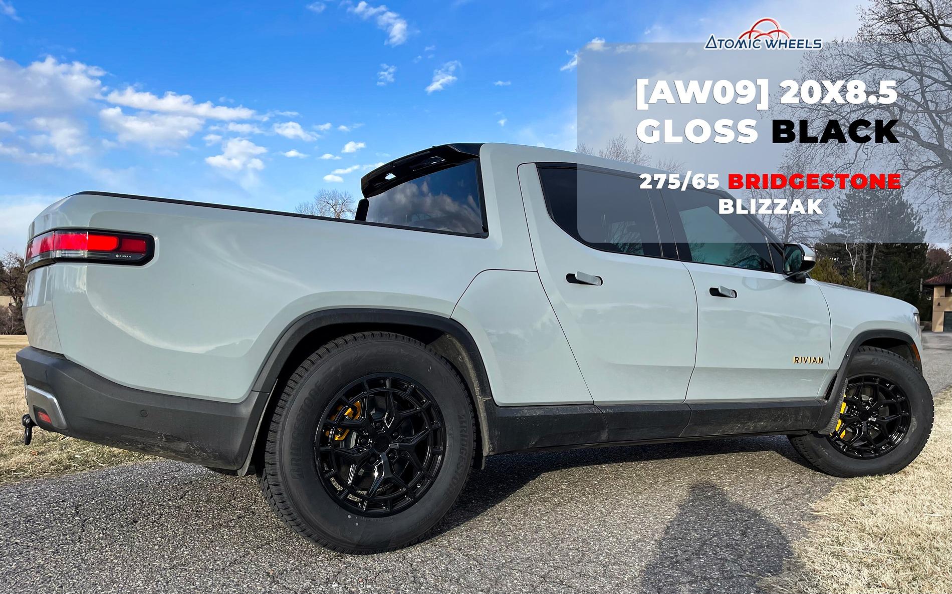 AW0920_Rivian_GlossBlack_4_stamp_site (1).jpg