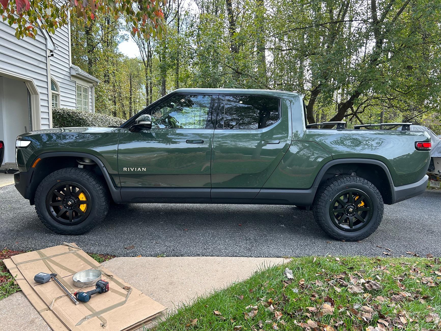 Mid-Atlantic Rivian Club - Novice Off-Roading in Fall Colors at ...