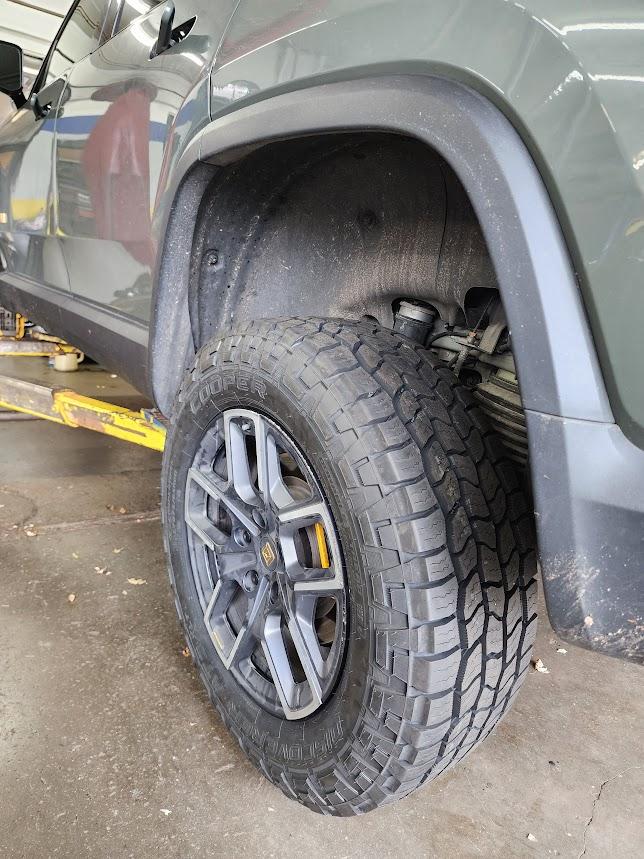 Rivian R1T R1S Cooper Discoverer AT3 XLT Review (on Rivian R1T) 20231120_141629