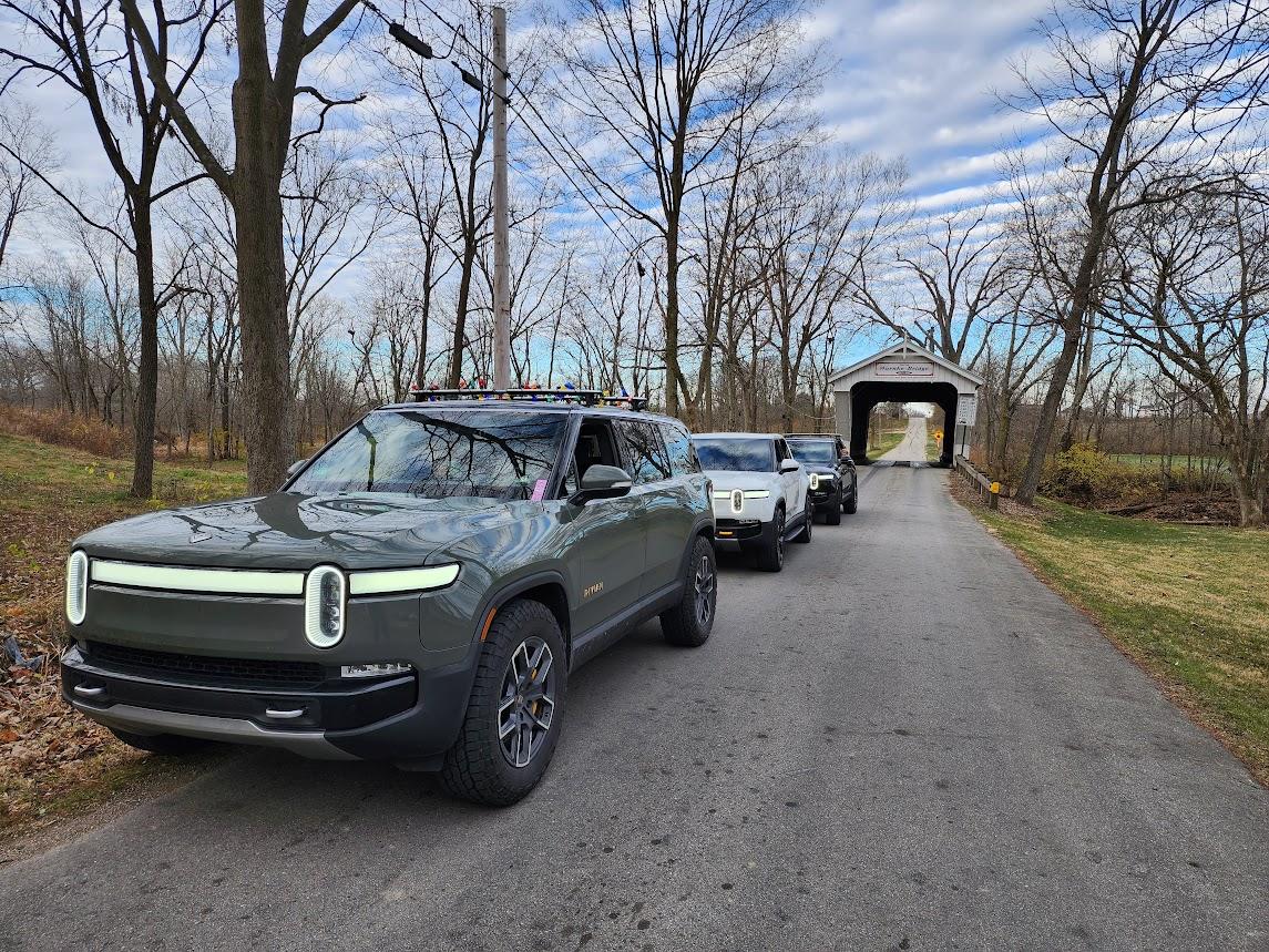 Rivian R1T R1S Cooper Discoverer AT3 XLT Review (on Rivian R1T) 20231125_085747