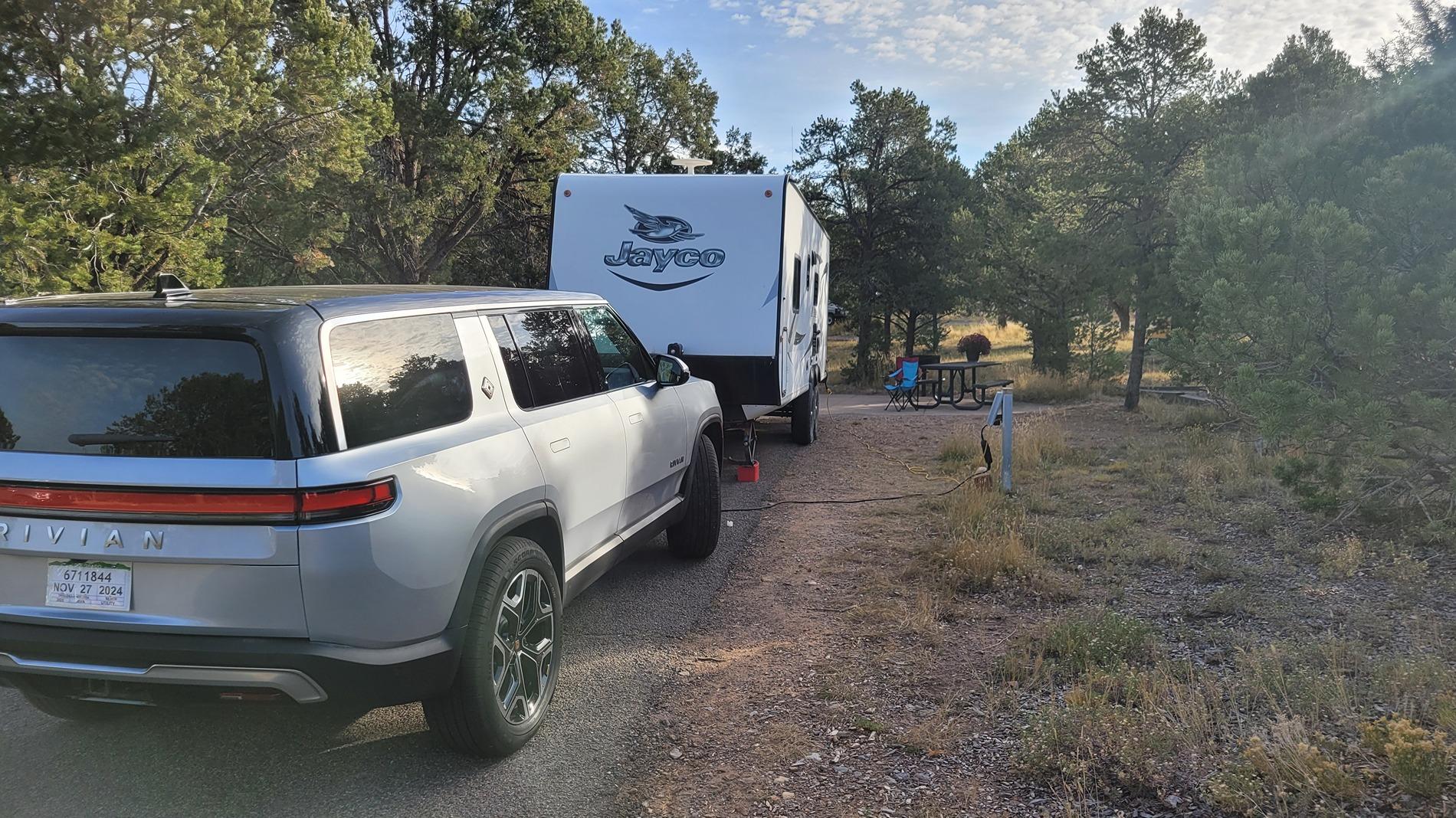 Rivian R1T R1S Towing + Efficiency: Please post your experience! 20241012_091155