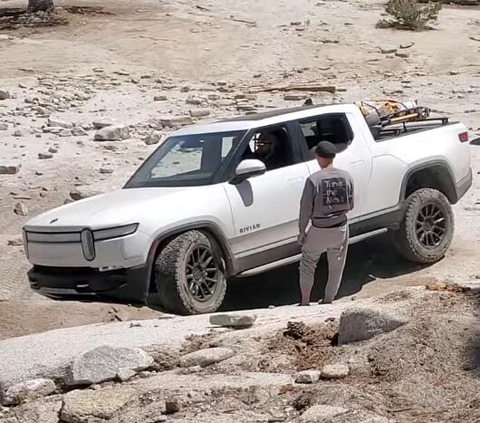 Rivian R1T R1S Rubicon Trail: 1, Rexbo R1T: 0 1728964029108-wi