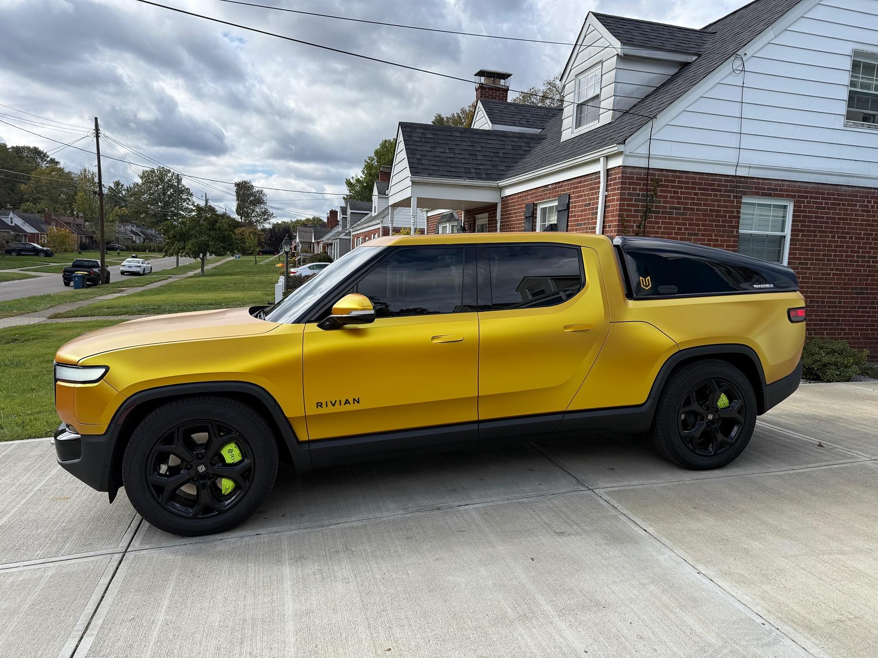 Rivian R1T R1S R1T topper shell by Wakeshield IMG_0225