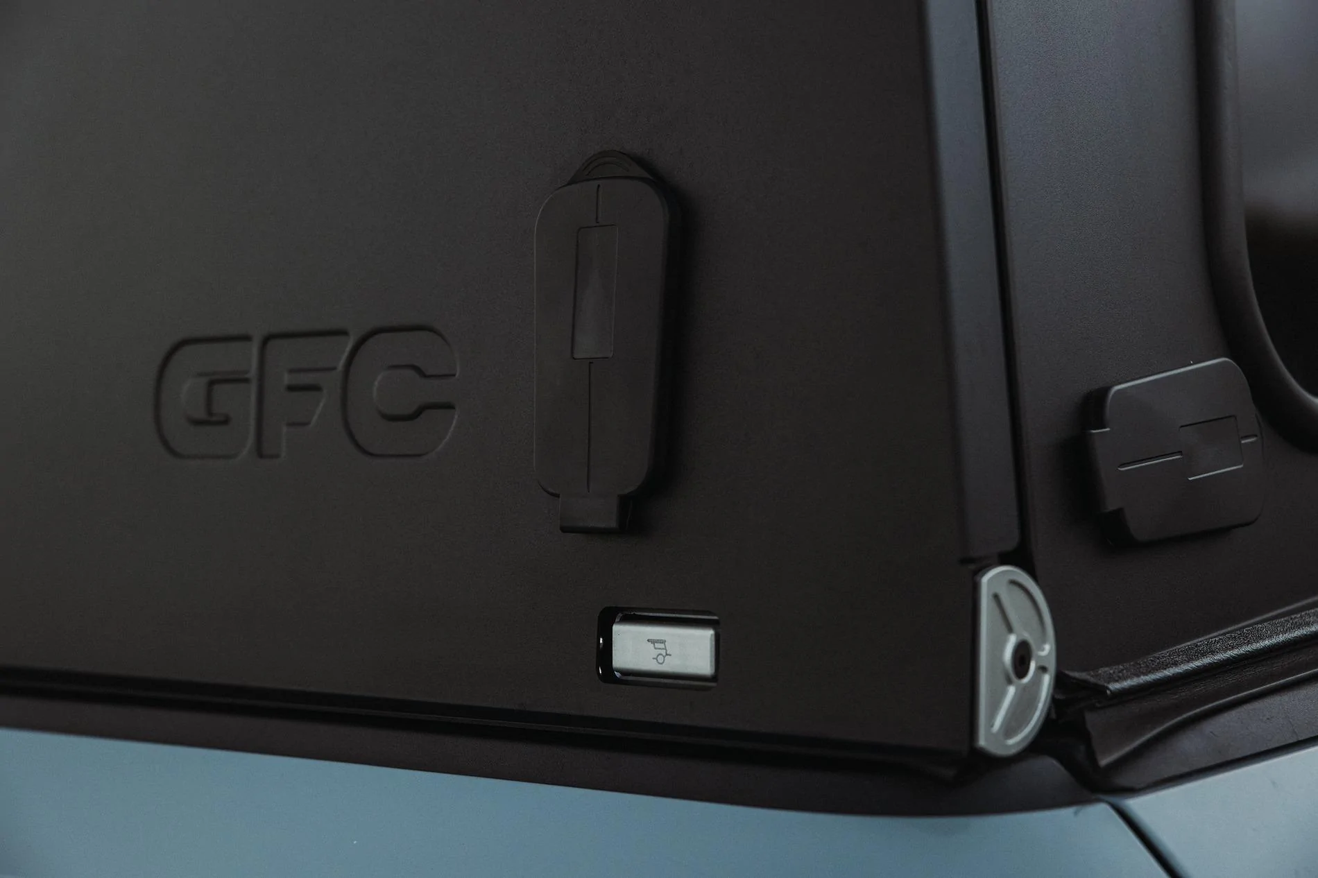 Rivian R1T R1S Go Fast Camper for R1T Announced R6_G6899