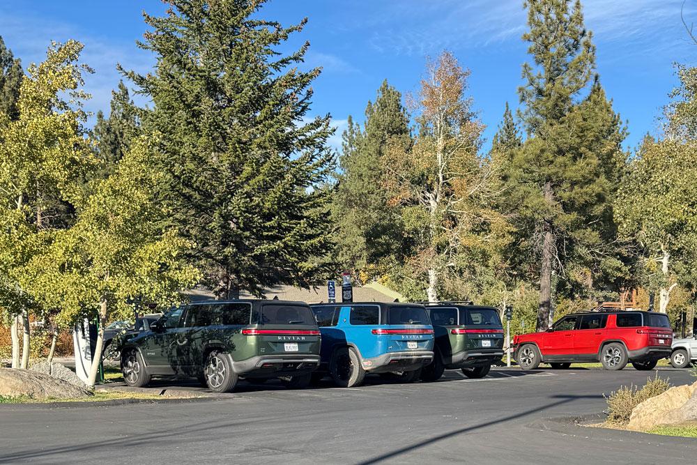 Rivian R1T R1S Road trip from central California to Colorado. 1729225800254-2q