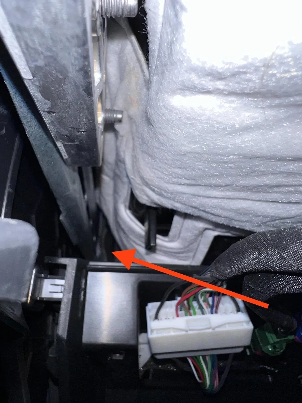 Rivian R1T R1S Phantom Rattle fix finally solved, 6 panel culprit IMG_2831