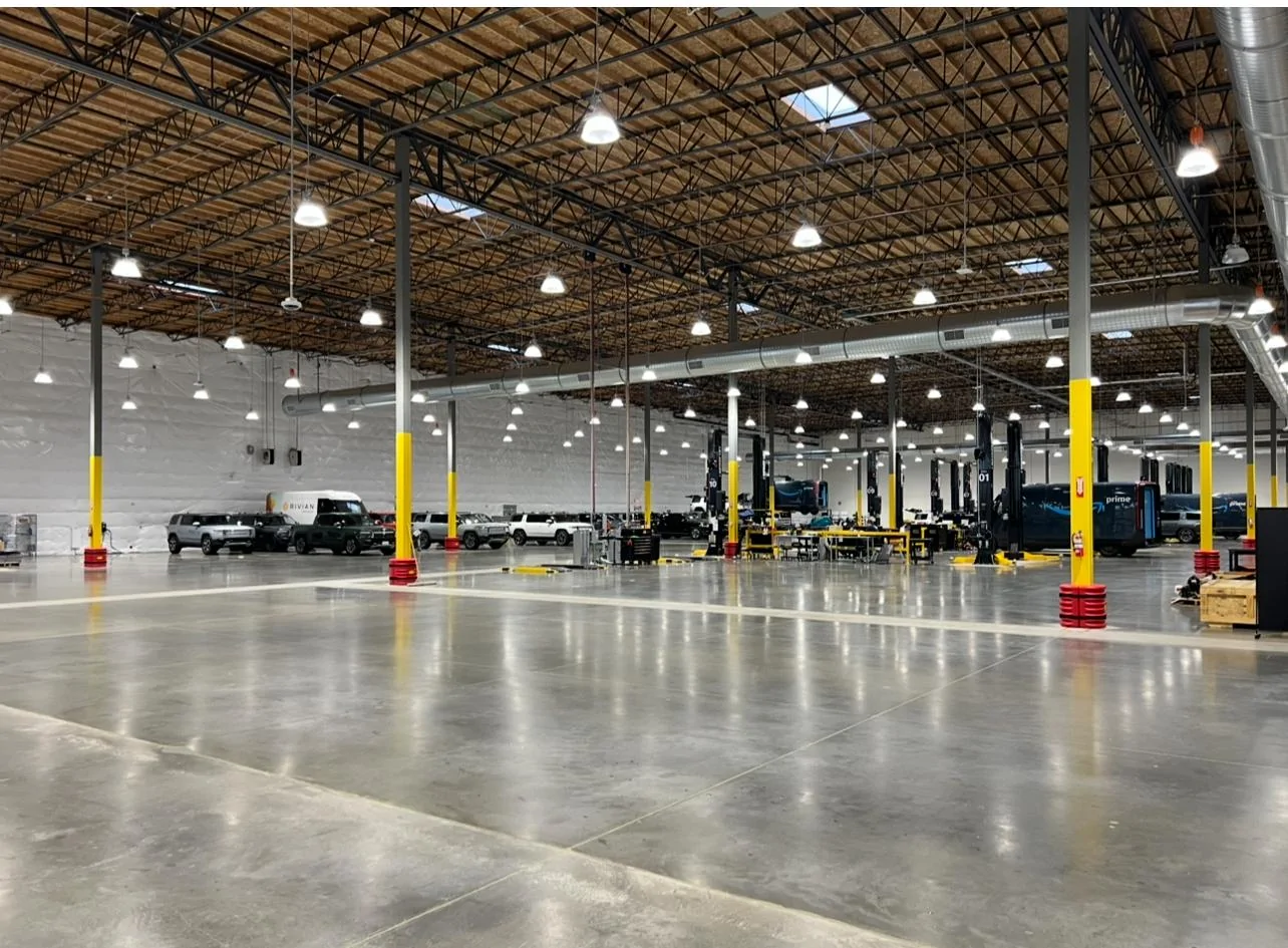 Rivian R1T R1S PNW Service Center Comparison IMG_7075