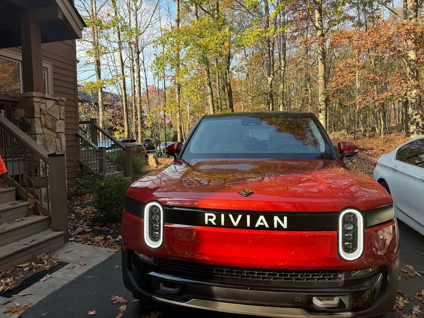 Rivian R1T R1S Toyo AT III EV tires mounted in factory size -  Discount Tires IMG_3932