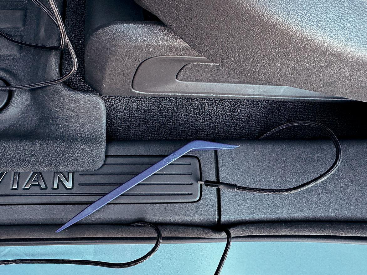 Rivian R1T R1S Best Phone Mount/Charger for Rivian R1S/R1T 785ef3_b2f8d78db3d84835b8f8b0c20ff9b42a~mv2