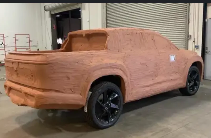 Rivian R1T R1S 2026 Scout SUV & Pickup shapes shown before imminent debut 1729769957584-ko