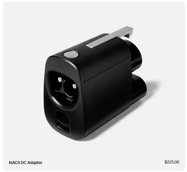 Rivian R1T R1S New Items in Gear Shop: Power Bank (+ Hand Warmer), Dark Crossbars, Center Console Organizer 1729791611379-98